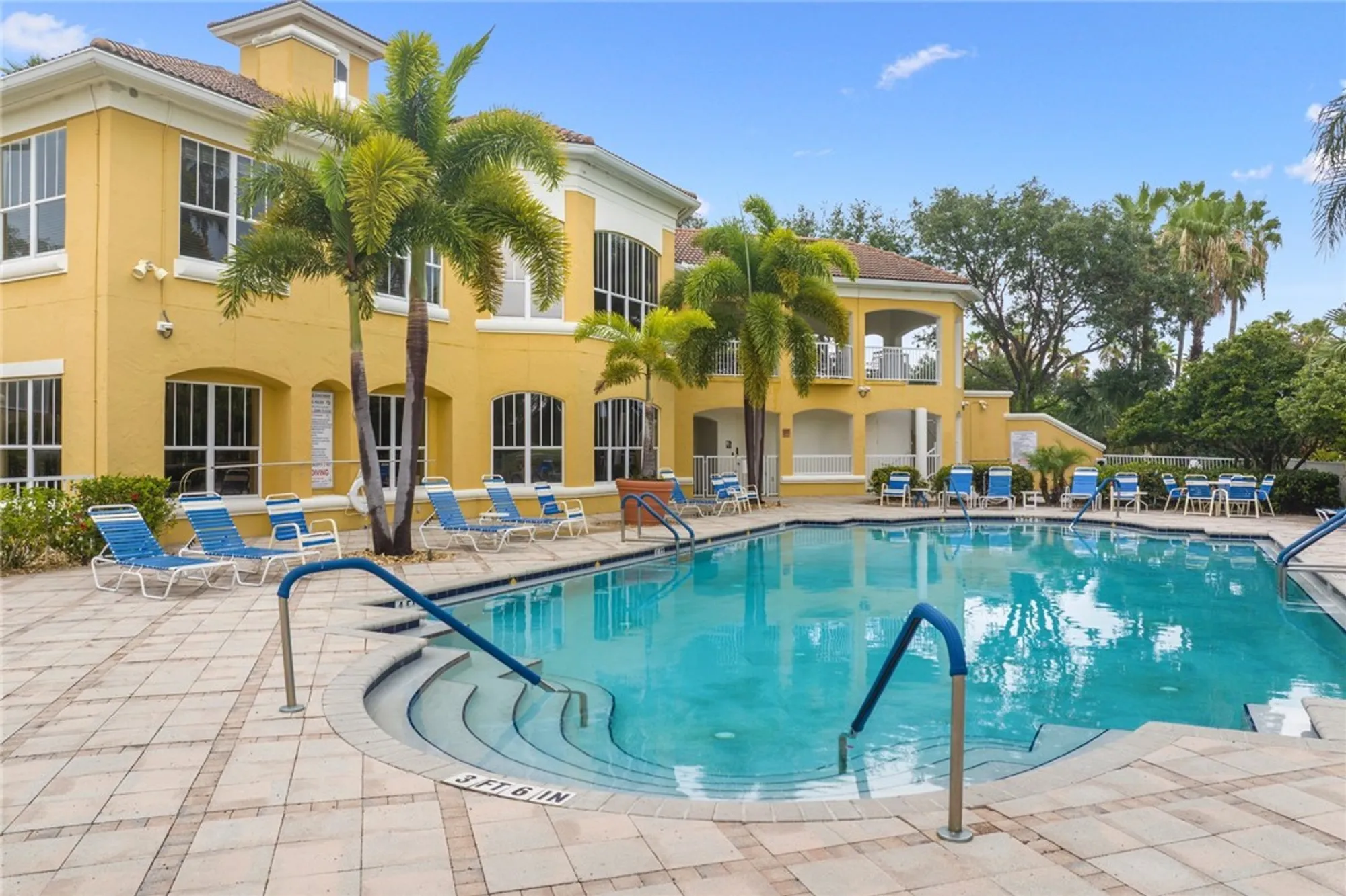 Property Slideshow image 26 of 35 | 5095 fairways cir apt i304, Vero Beach, FL, 32967