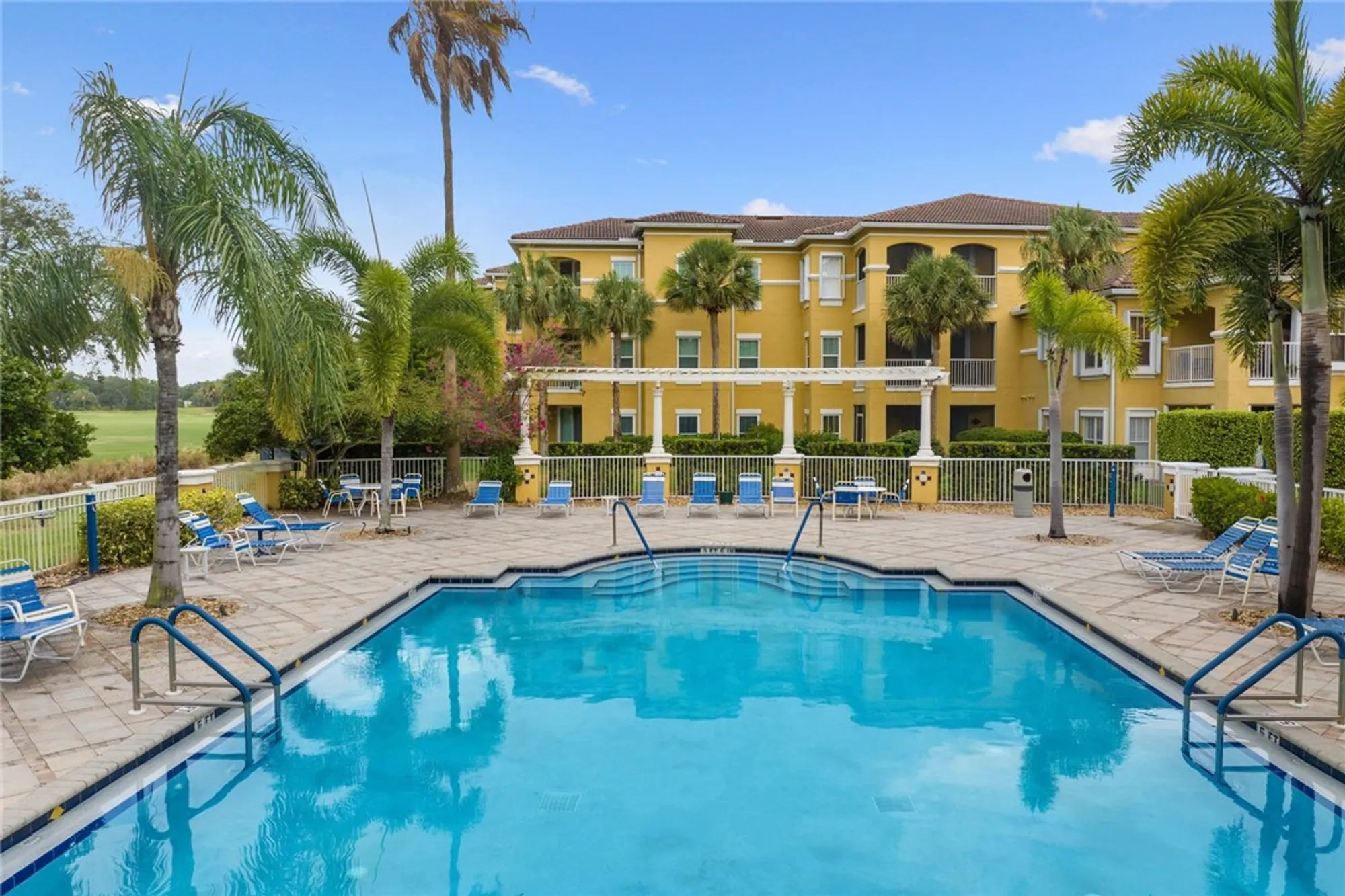 Property Slideshow image 28 of 35 | 5095 fairways cir apt i304, Vero Beach, FL, 32967