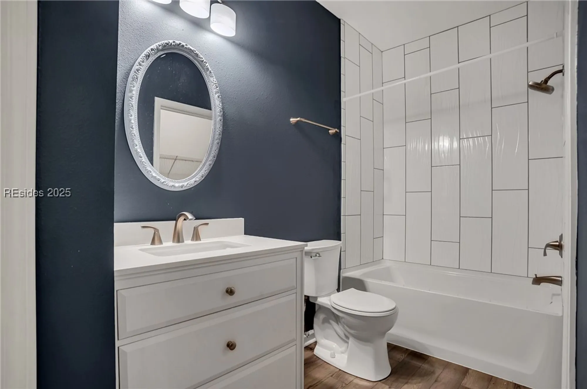 Property Slideshow image 18 of 35 | 380 marshland rd e26, Hilton Head Island, SC, 29926