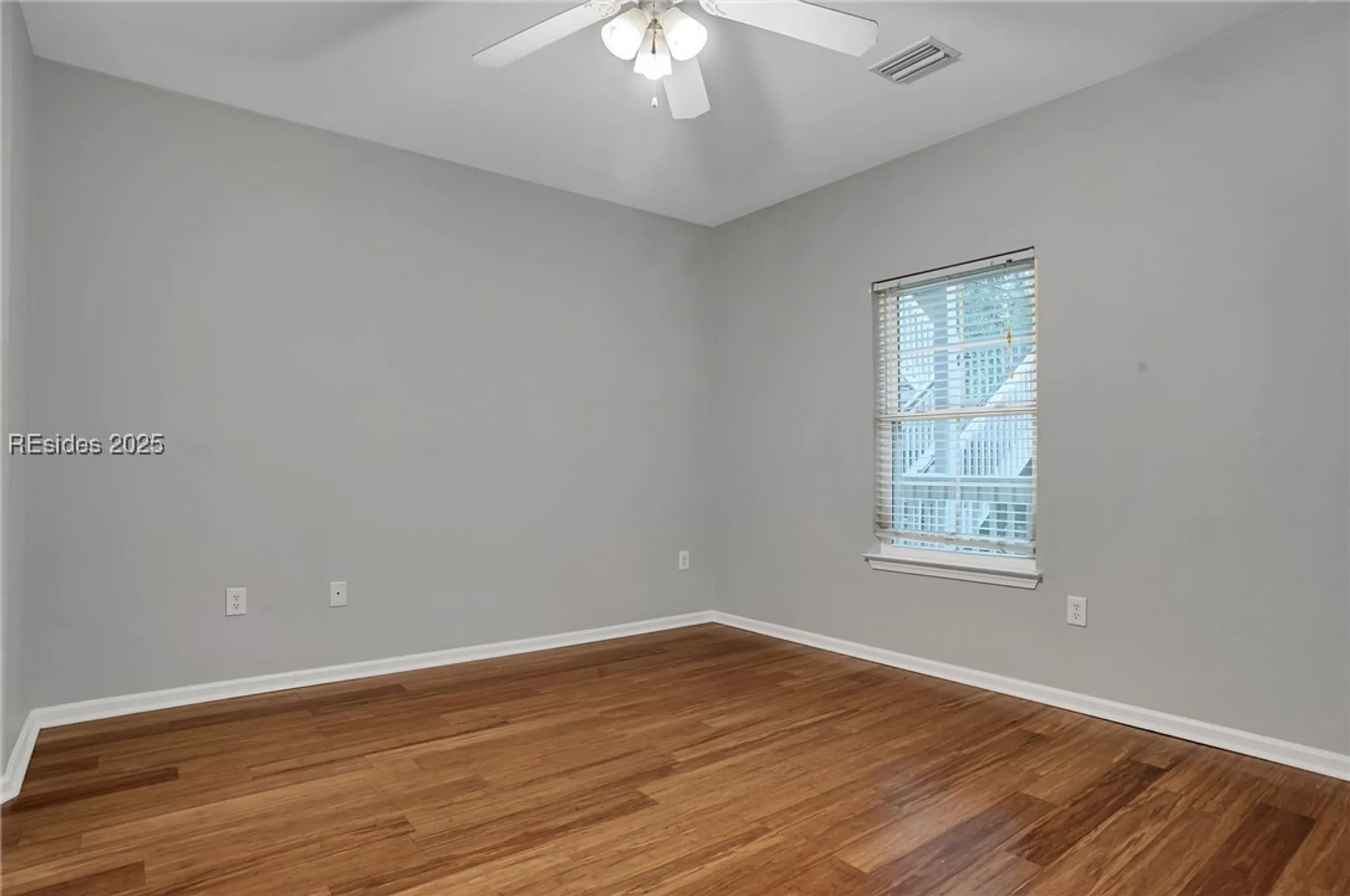 Property Slideshow image 20 of 35 | 380 marshland rd e26, Hilton Head Island, SC, 29926