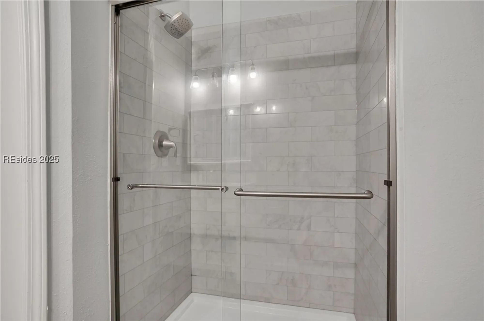 Property Slideshow image 22 of 35 | 380 marshland rd e26, Hilton Head Island, SC, 29926