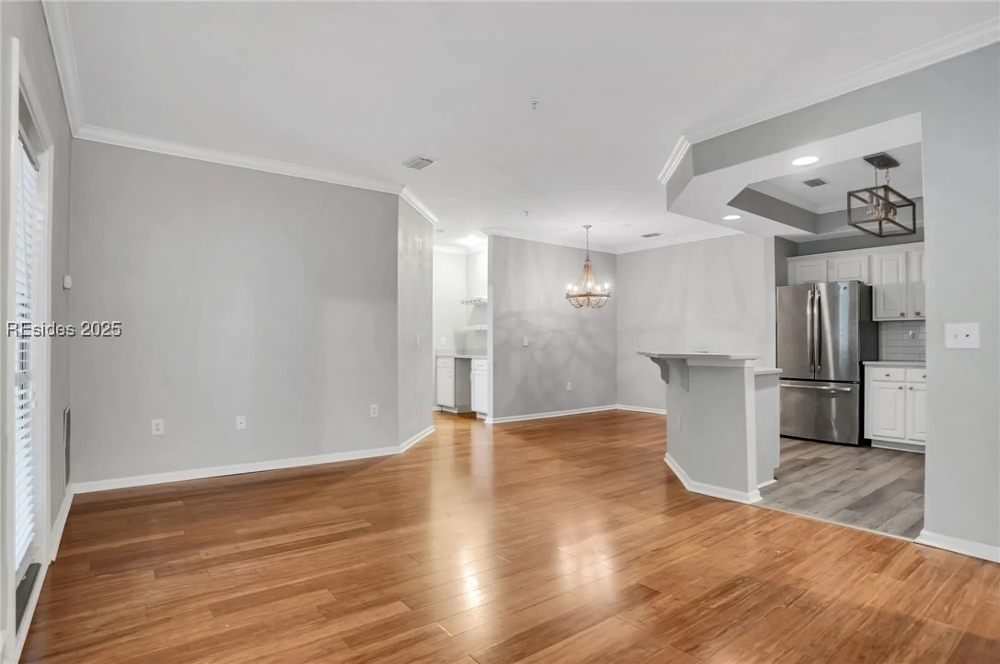 Property Slideshow image 6 of 35 | 380 marshland rd e26, Hilton Head Island, SC, 29926