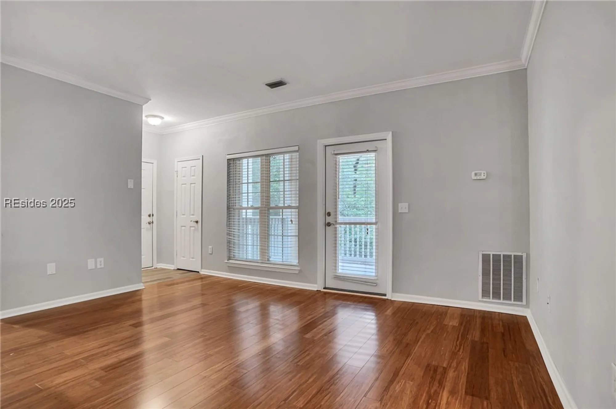 Property Slideshow image 7 of 35 | 380 marshland rd e26, Hilton Head Island, SC, 29926