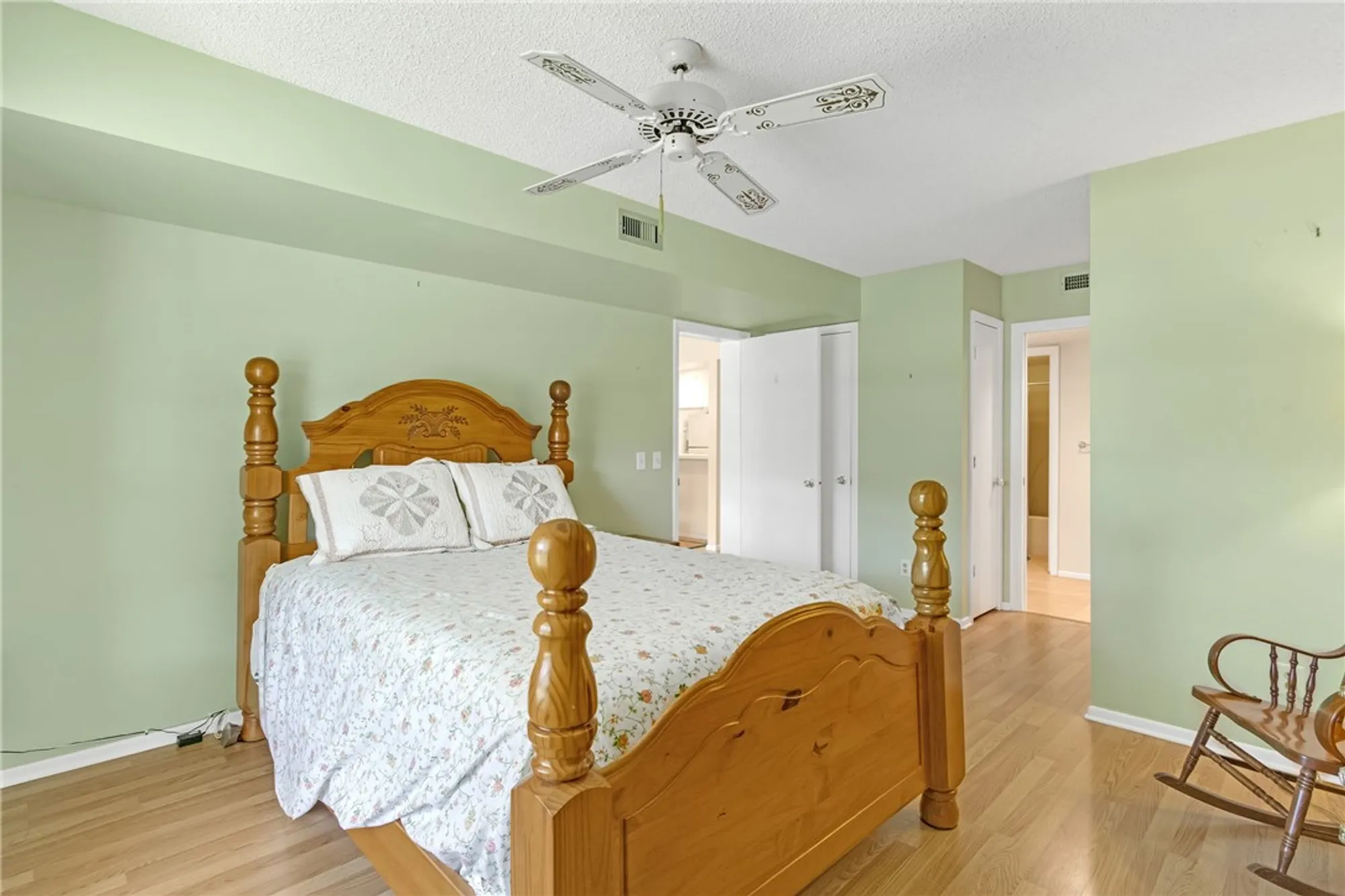 Property Slideshow image 15 of 36 | 12 plantation dr apt 205, Vero Beach, FL, 32966