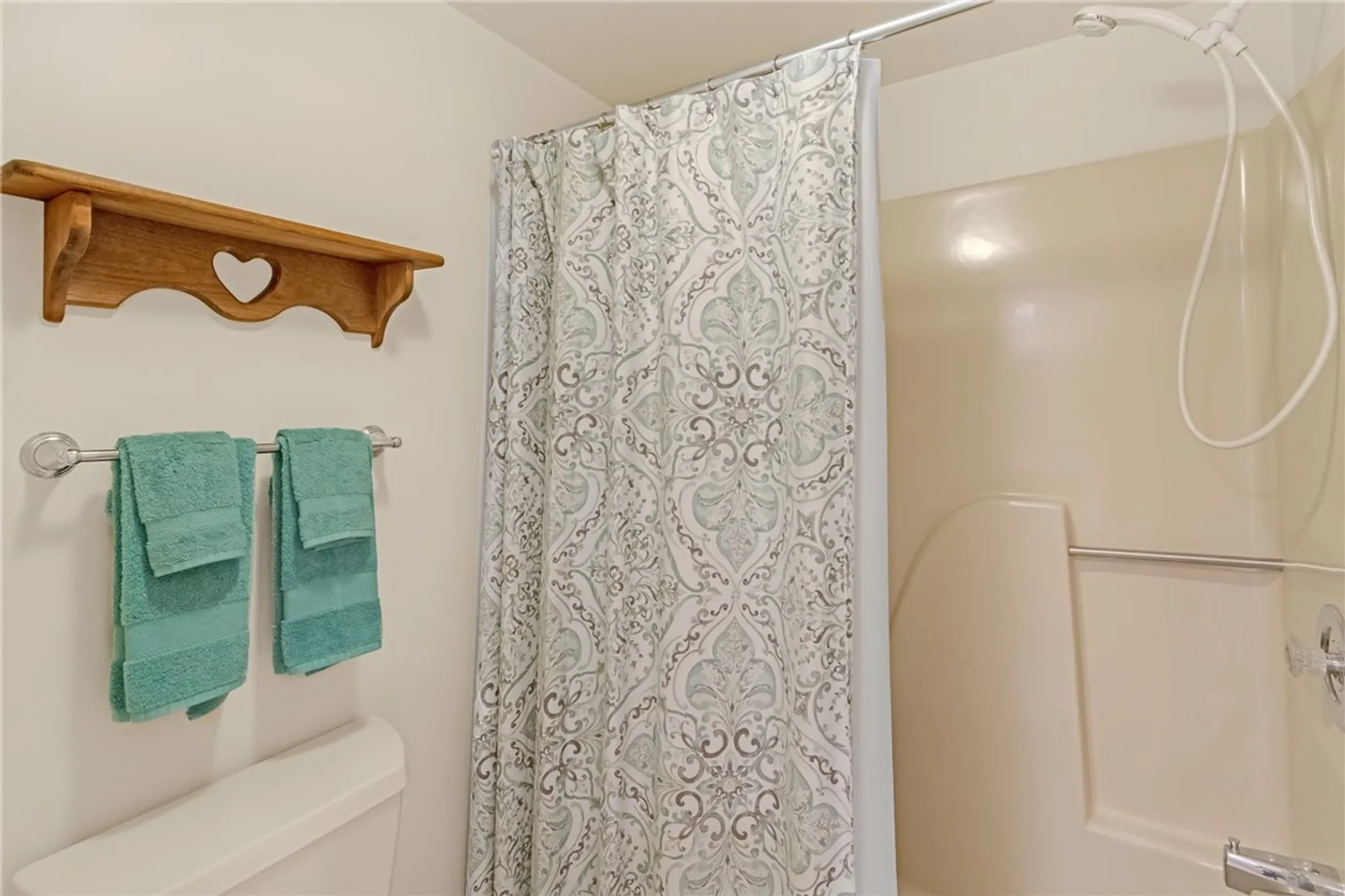 Property Slideshow image 18 of 36 | 12 plantation dr apt 205, Vero Beach, FL, 32966