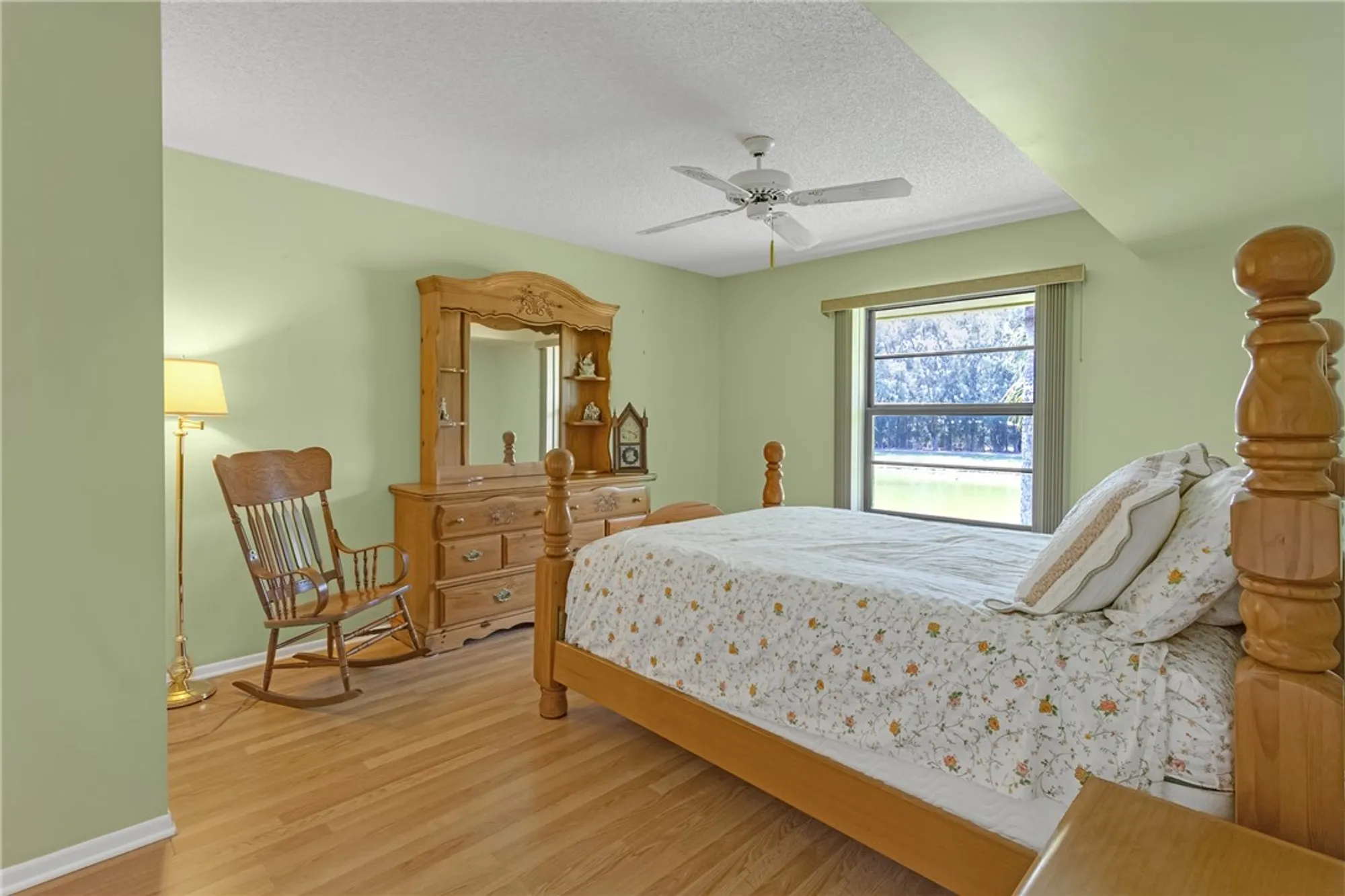 Property Slideshow image 11 of 36 | 12 plantation dr apt 205, Vero Beach, FL, 32966