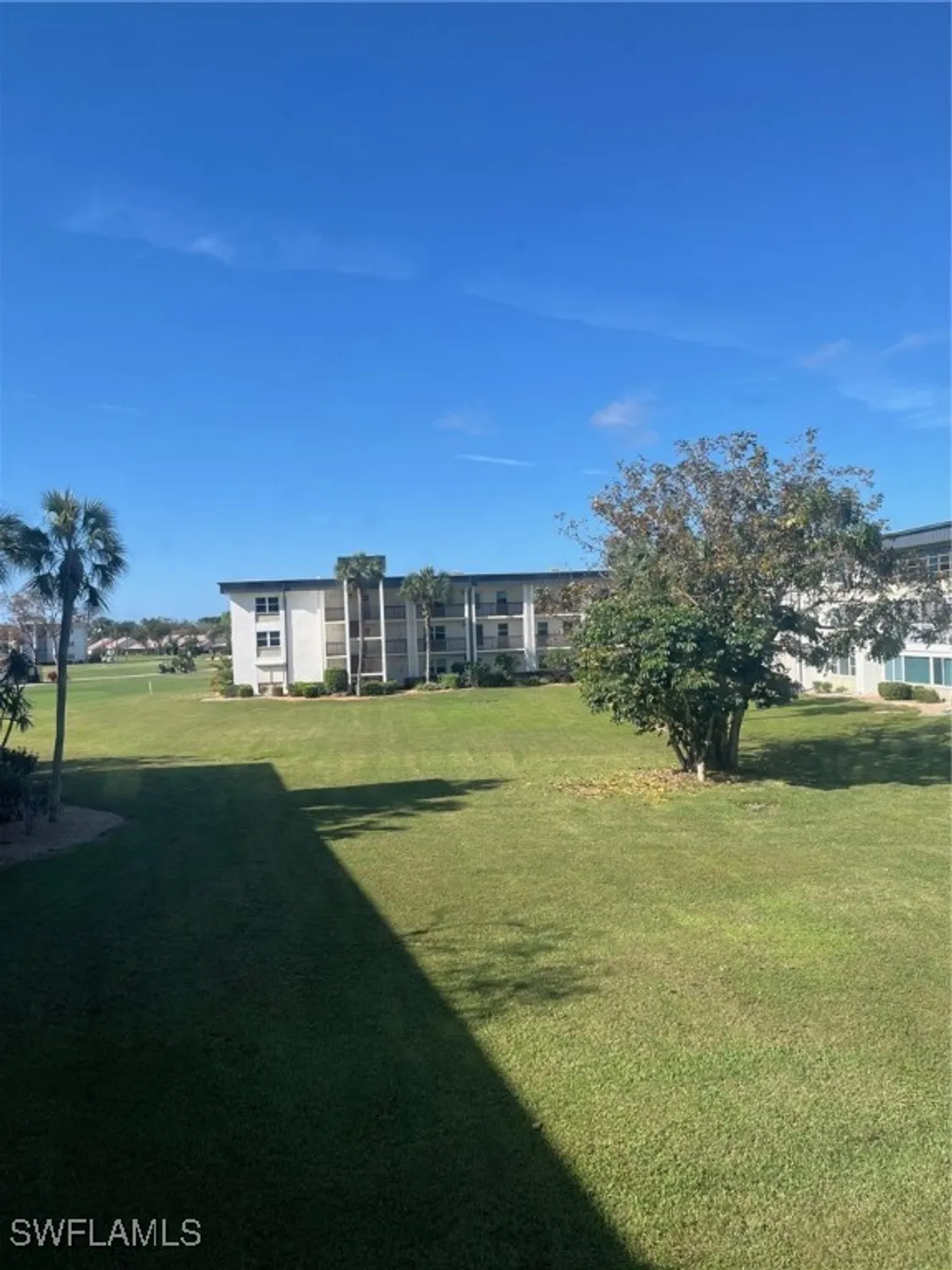 Property Slideshow image 15 of 31 | 1828 pine valley dr 201, Fort Myers, FL, 33907