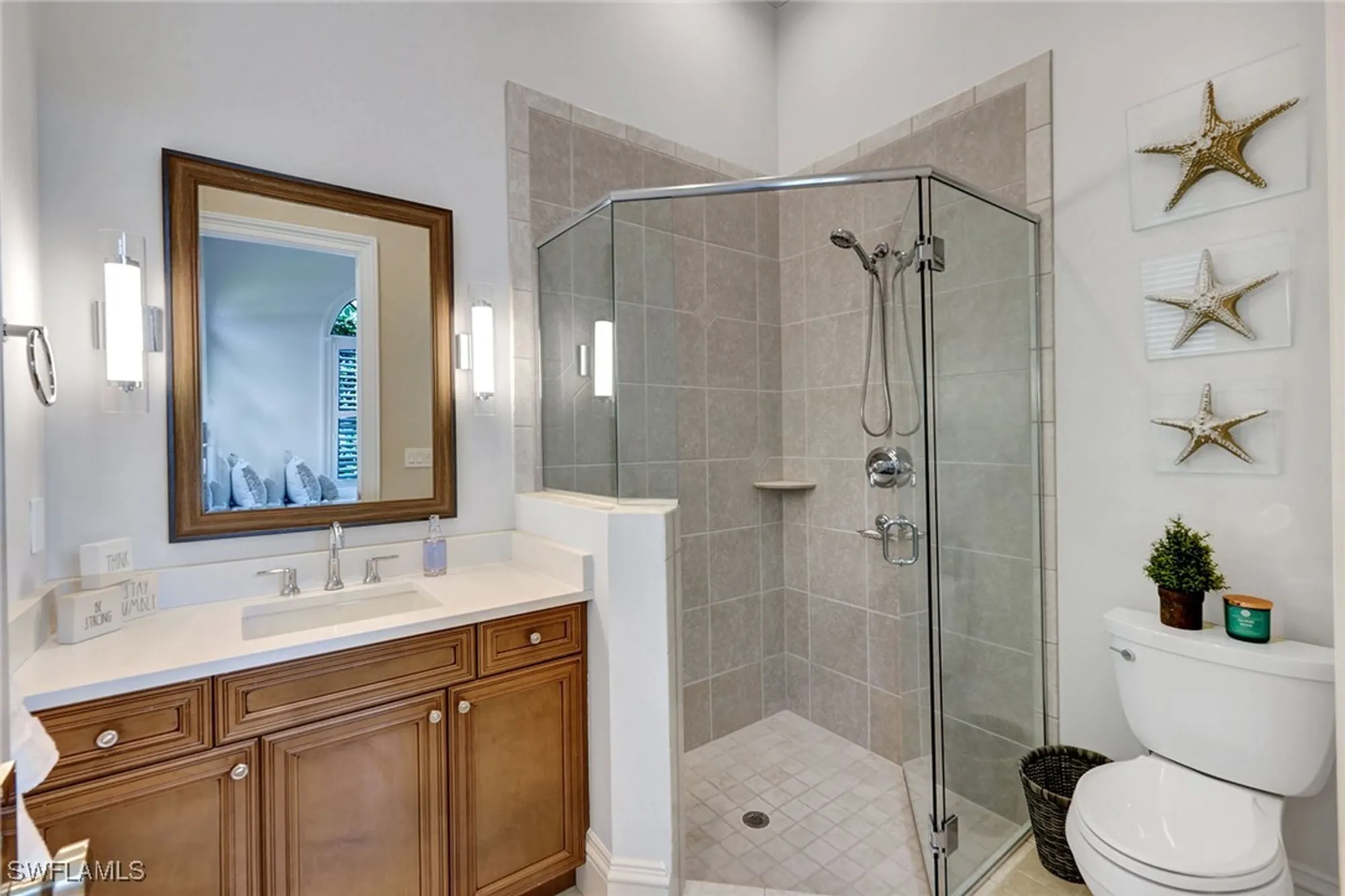 Property Slideshow image 14 of 39 | 709 teal ct, Naples, FL, 34108