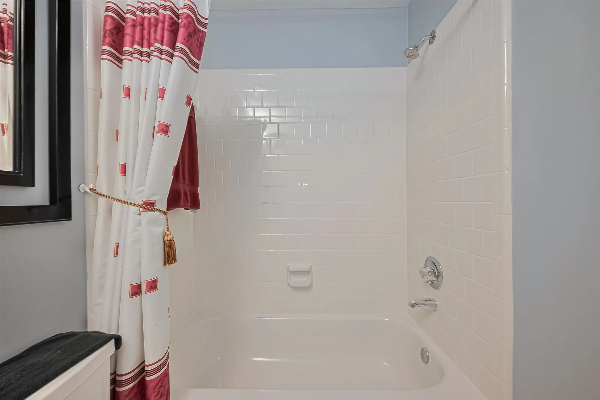 Property Slideshow image 16 of 46 | 2738 n larkspur cir, Pearland, TX, 77584