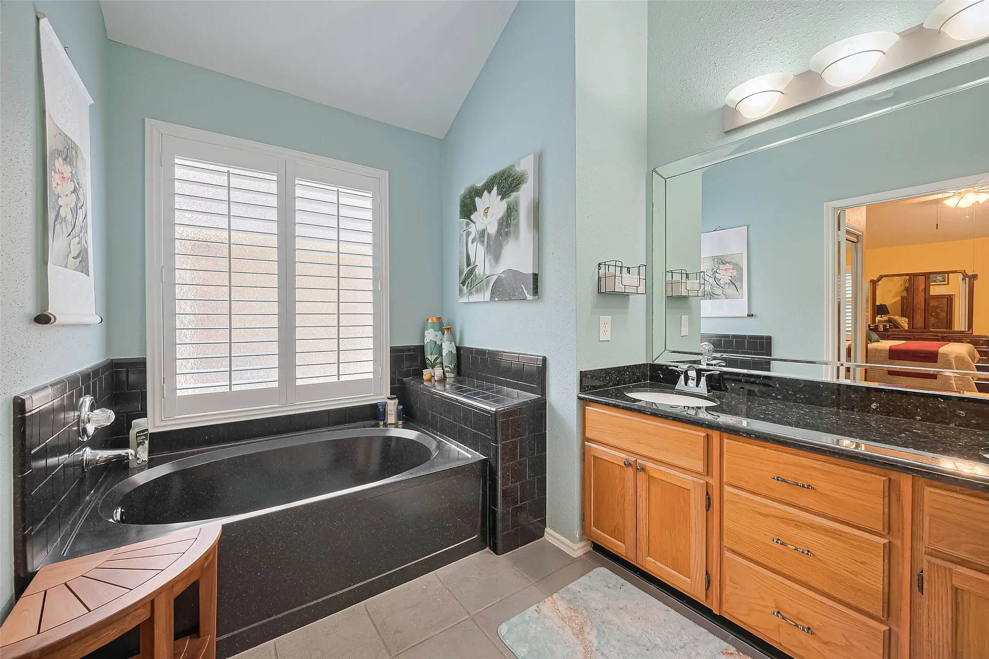 Property Slideshow image 27 of 46 | 2738 n larkspur cir, Pearland, TX, 77584