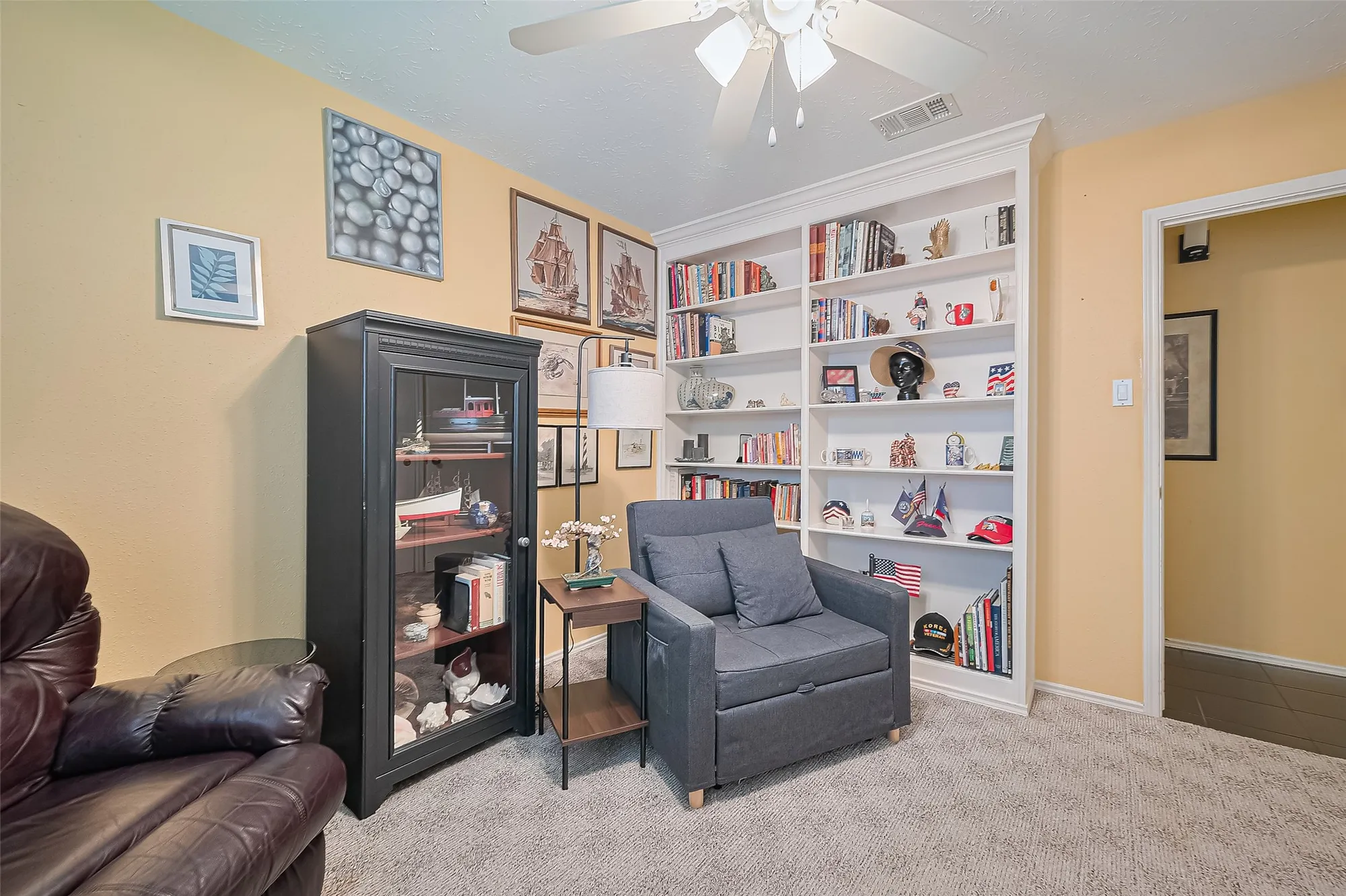 Property Slideshow image 21 of 46 | 2738 n larkspur cir, Pearland, TX, 77584