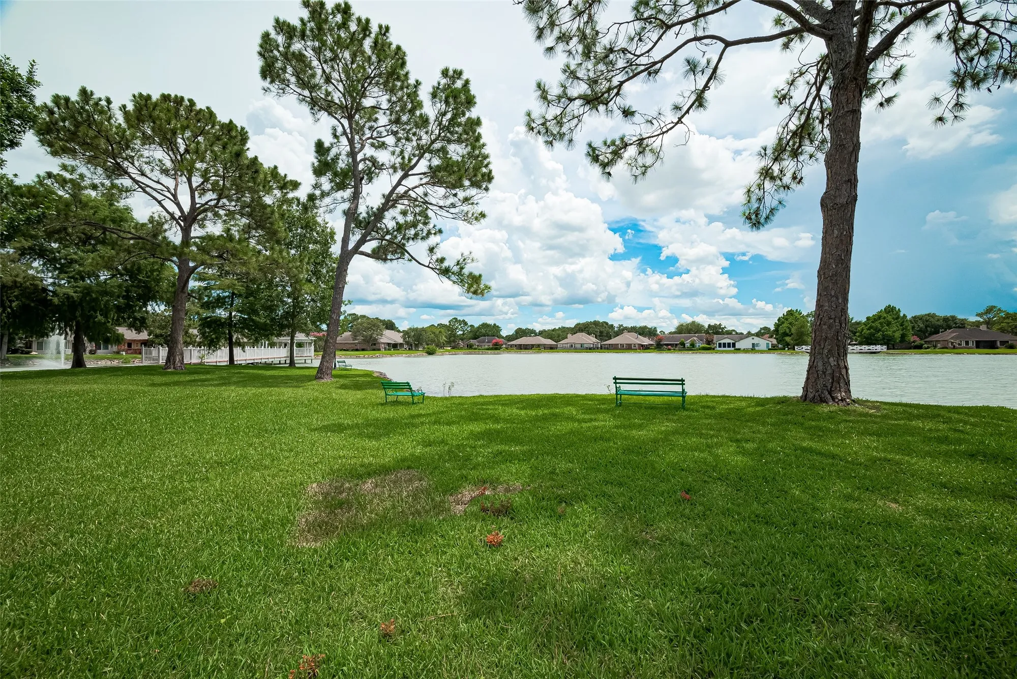 Property Slideshow image 45 of 46 | 2738 n larkspur cir, Pearland, TX, 77584