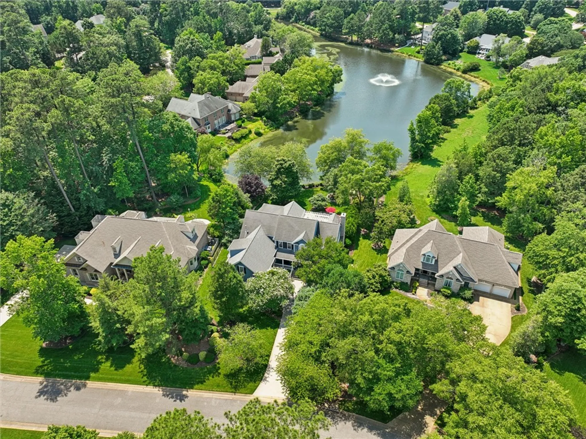 Property Slideshow image 1 of 50 | 2841 bennetts pond rd, Williamsburg, VA, 23185