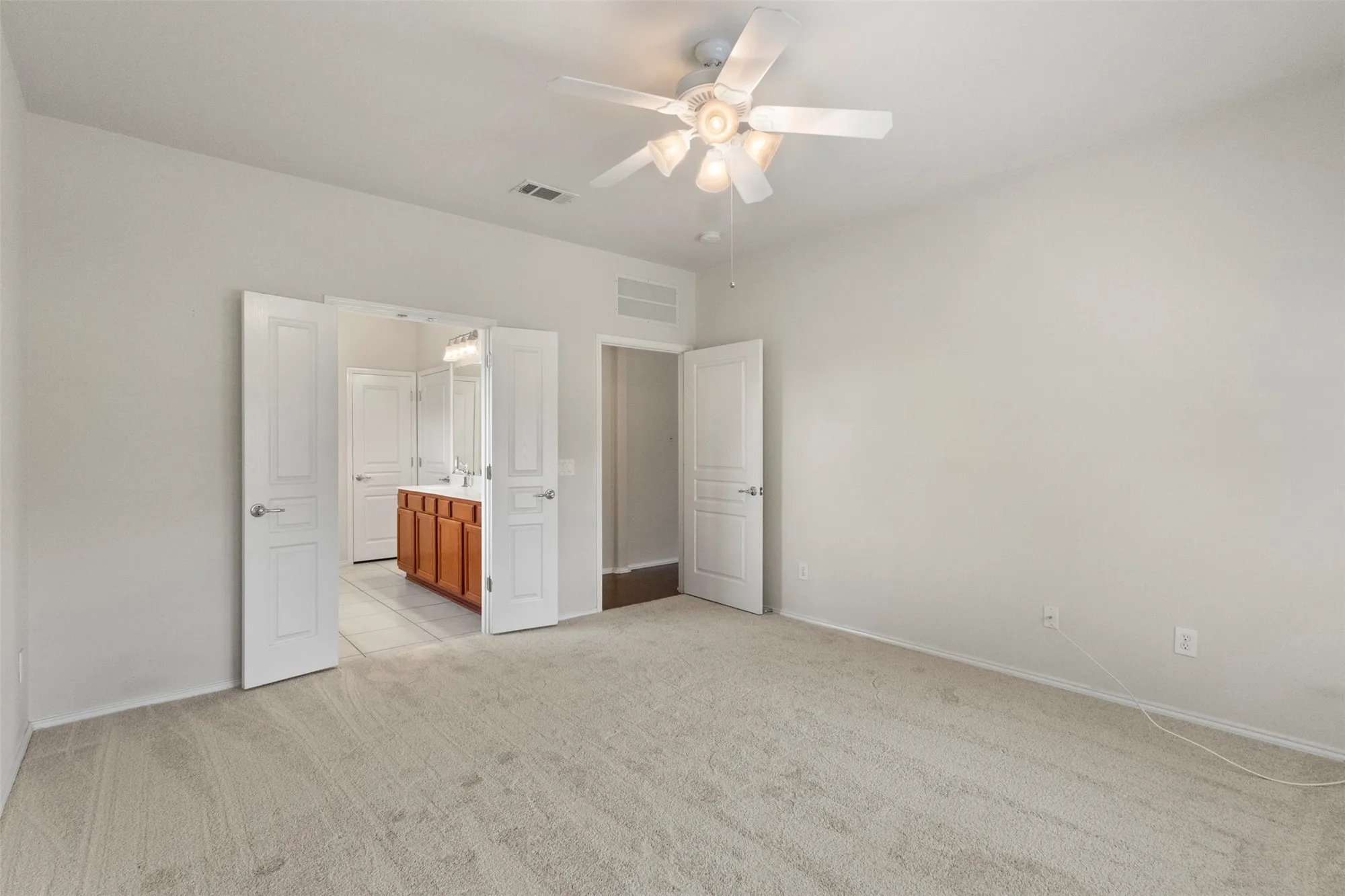 Property Slideshow image 14 of 38 | 6655 dewees ln, Frisco, TX, 75036