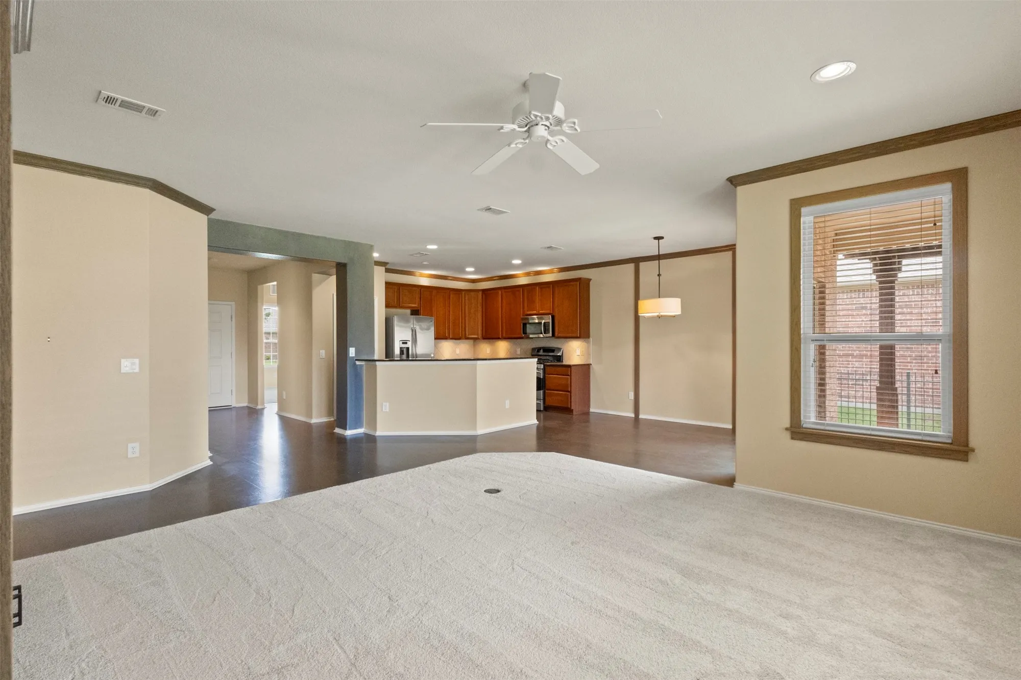 Property Slideshow image 11 of 38 | 6655 dewees ln, Frisco, TX, 75036