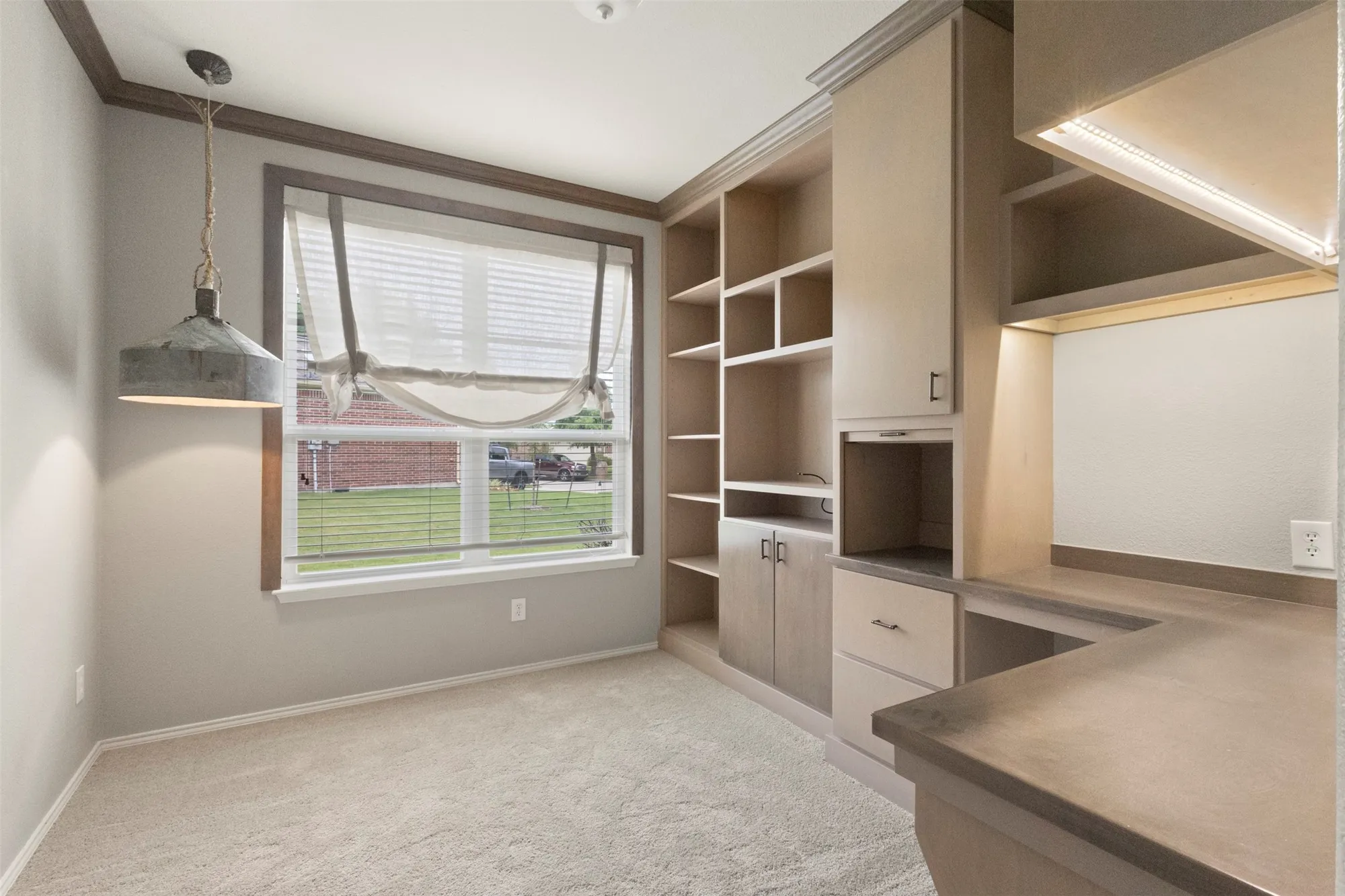 Property Slideshow image 25 of 38 | 6655 dewees ln, Frisco, TX, 75036