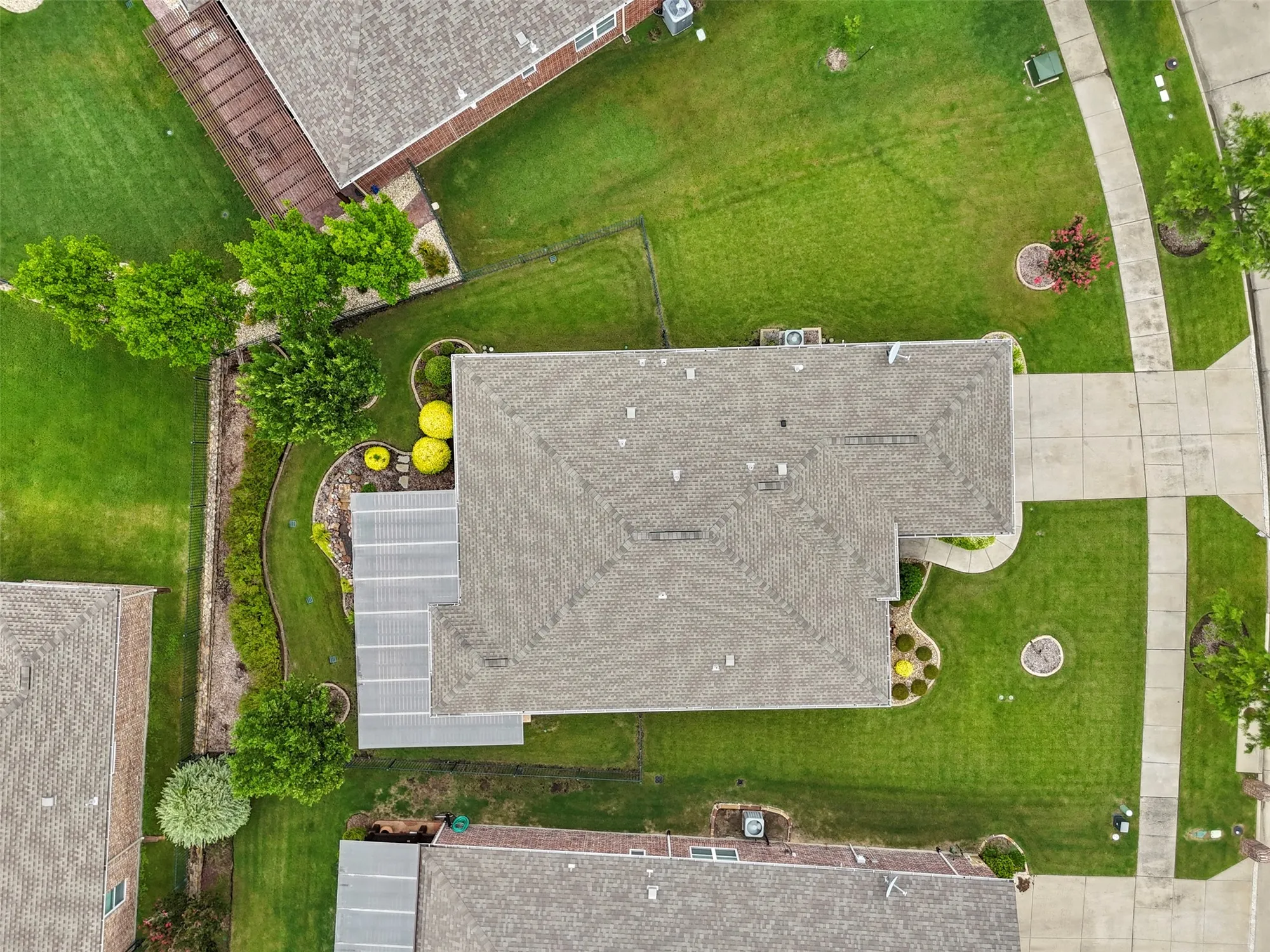 Property Slideshow image 37 of 38 | 6655 dewees ln, Frisco, TX, 75036