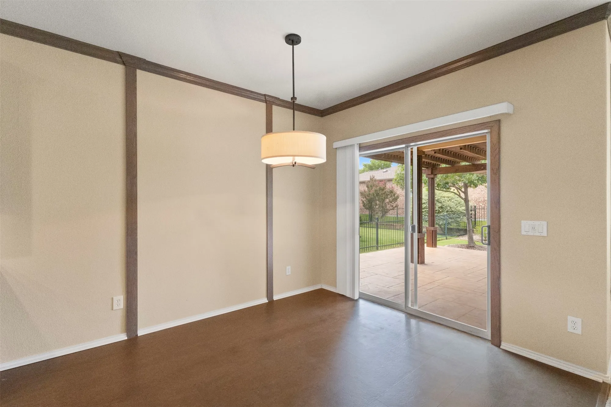 Property Slideshow image 31 of 38 | 6655 dewees ln, Frisco, TX, 75036