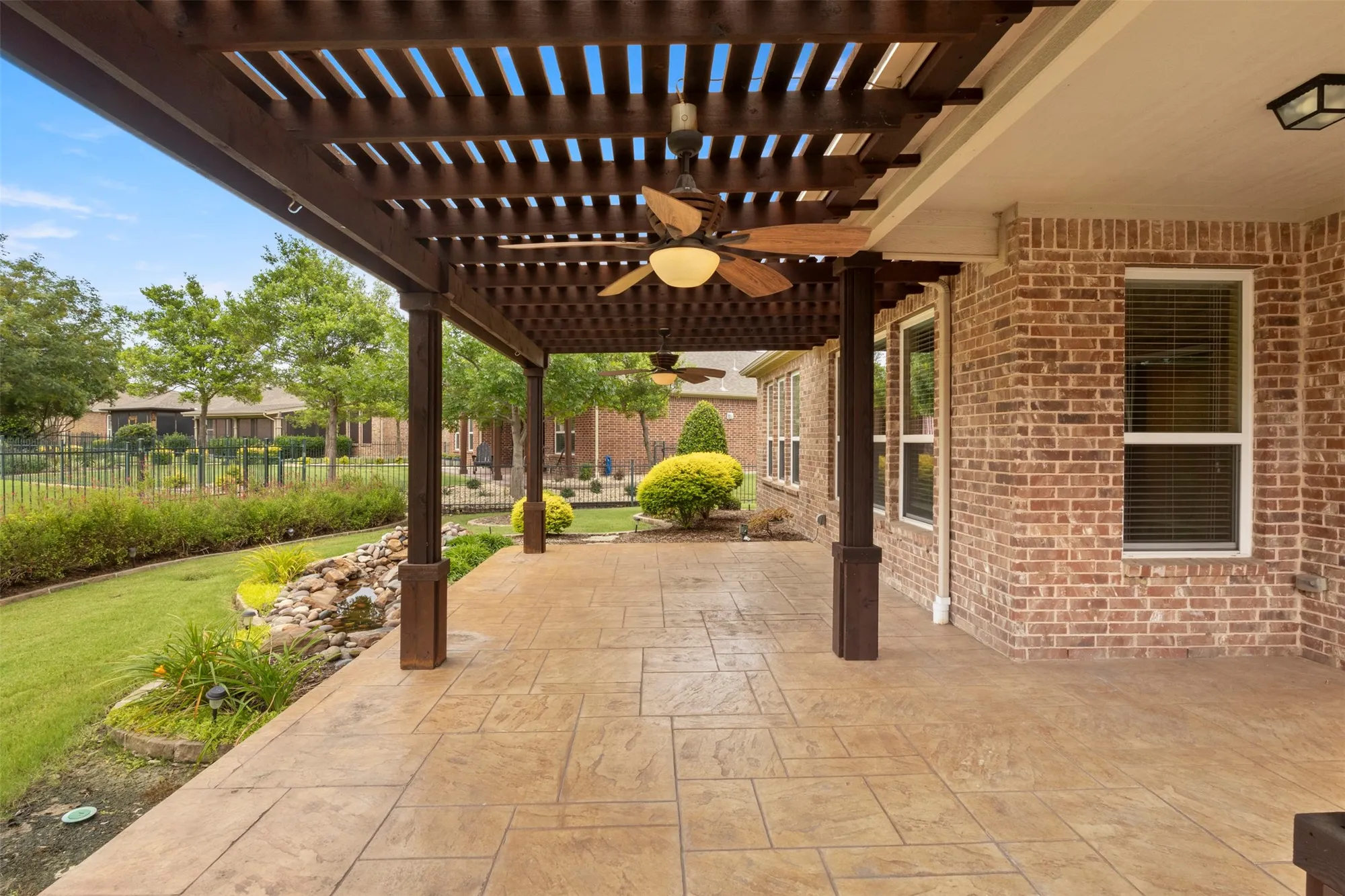 Property Slideshow image 32 of 38 | 6655 dewees ln, Frisco, TX, 75036