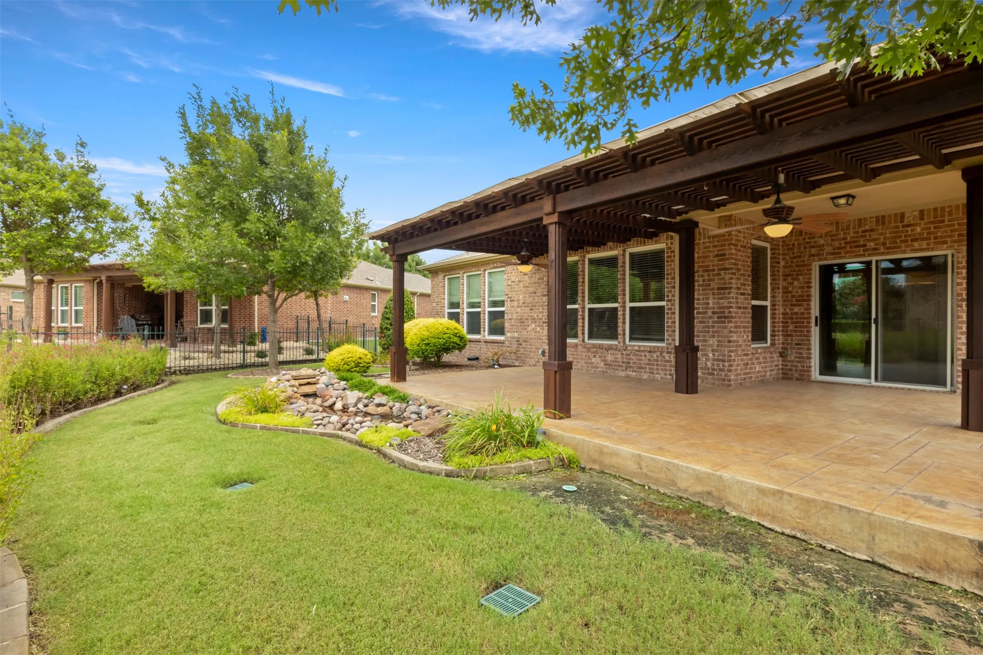 Property Slideshow image 5 of 38 | 6655 dewees ln, Frisco, TX, 75036