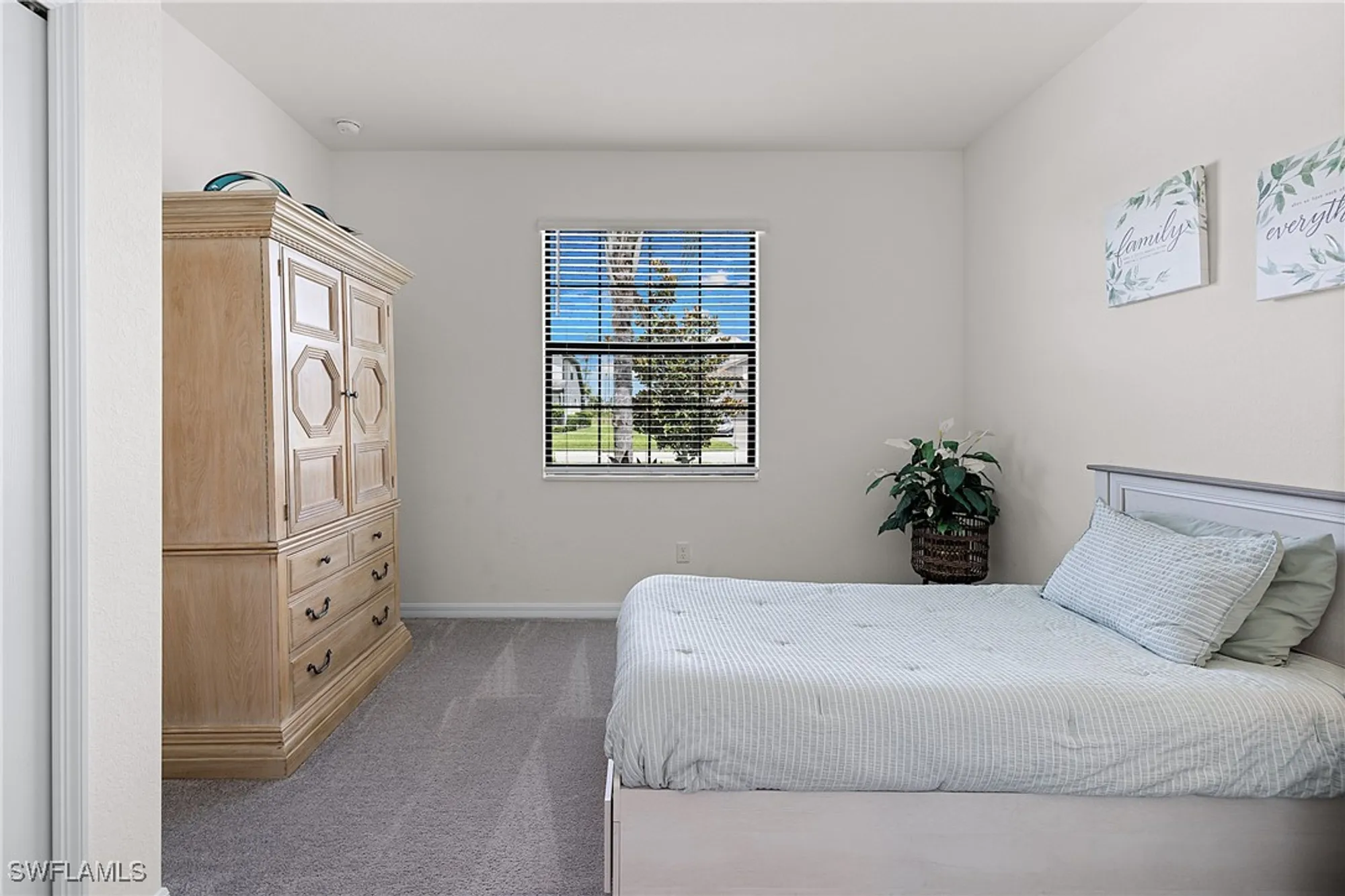 Property Slideshow image 32 of 49 | 19368 elston way, Estero, FL, 33928