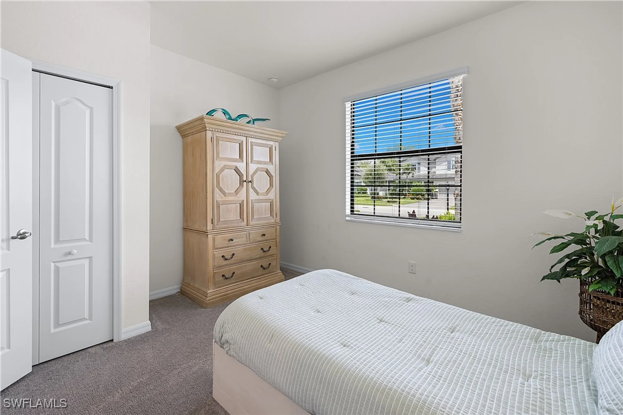 Property Slideshow image 33 of 49 | 19368 elston way, Estero, FL, 33928