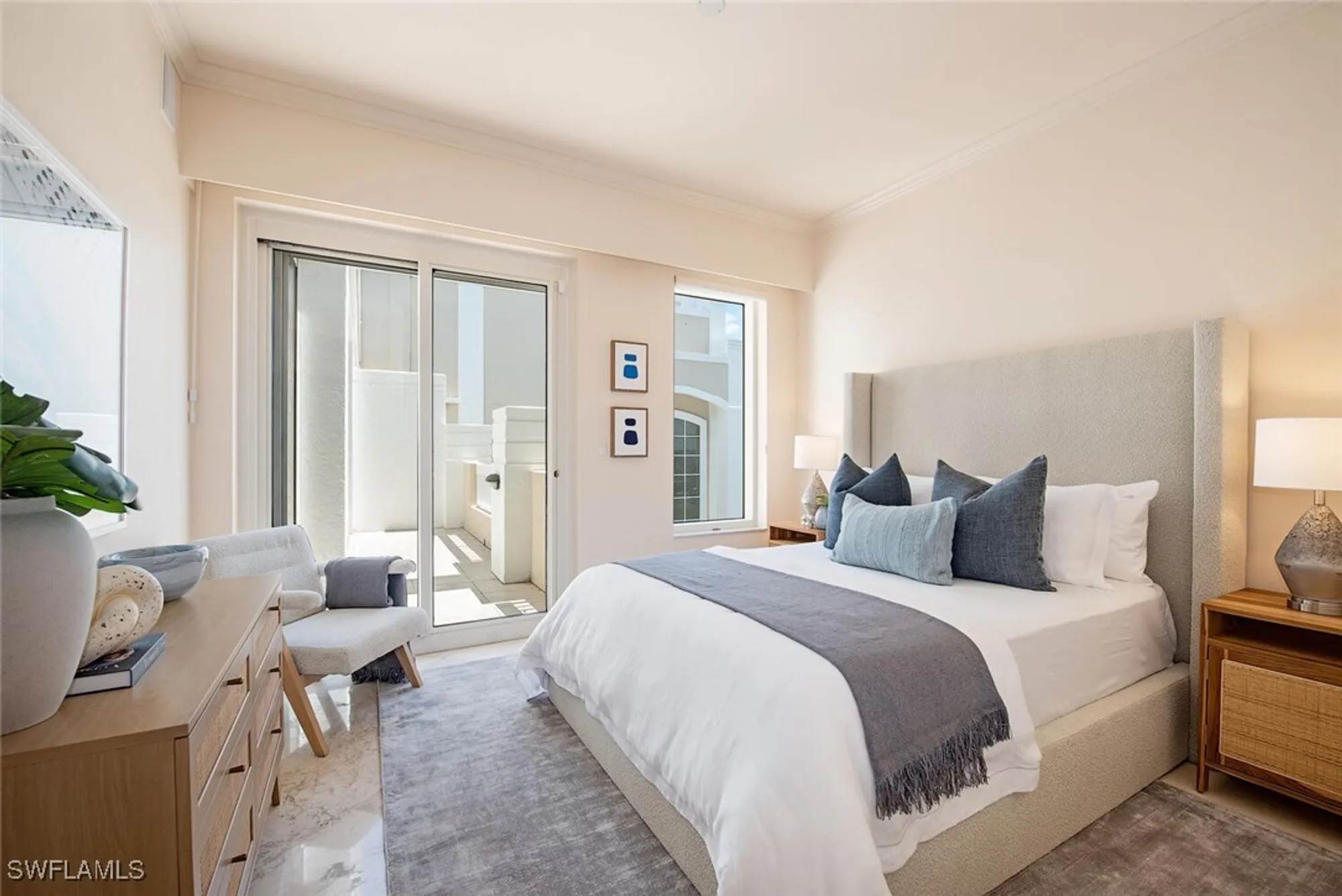 Property Slideshow image 12 of 40 | 7117 pelican bay blvd ph 17, Naples, FL, 34108