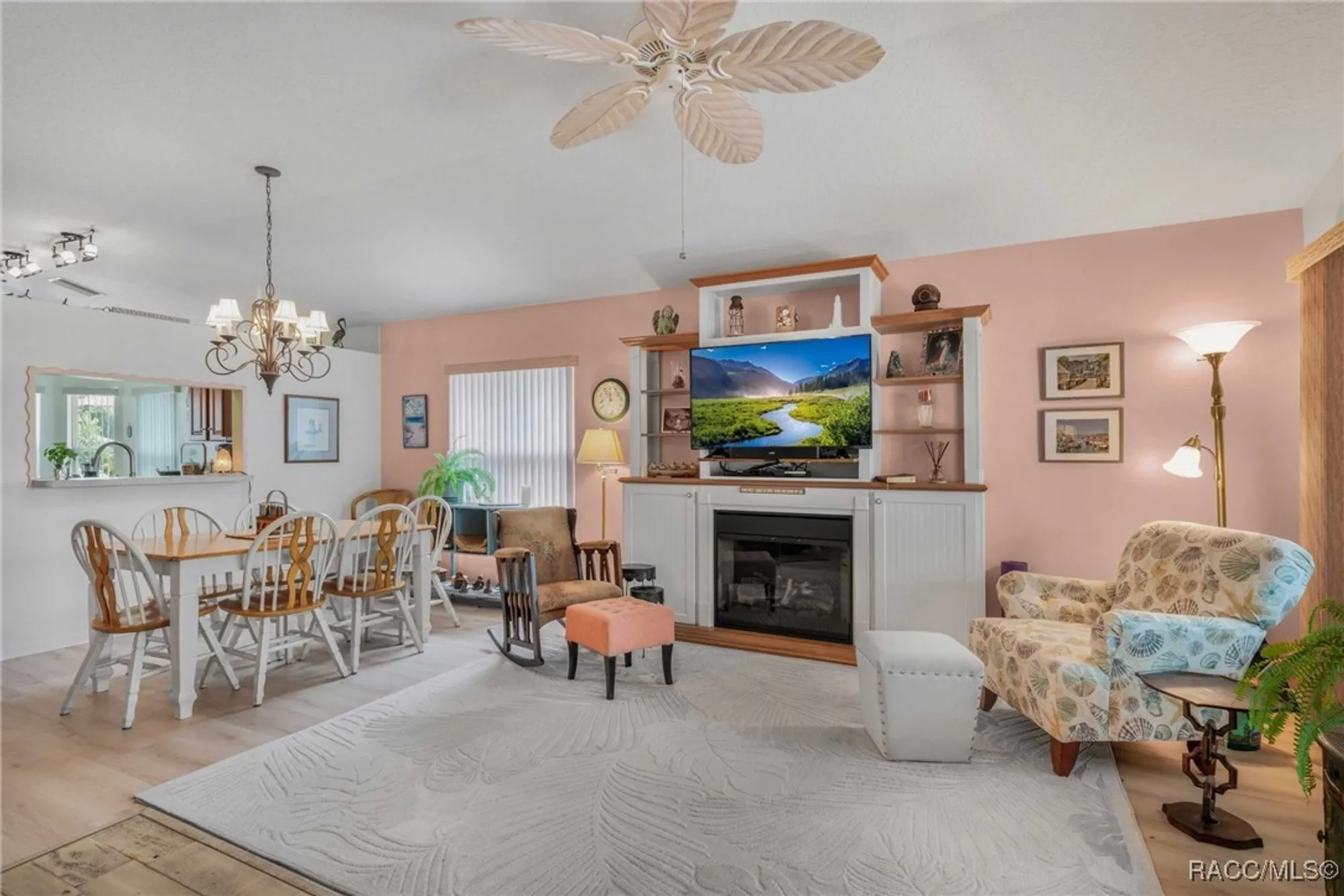 Property Slideshow image 12 of 50 | 6354 w cannondale dr, Crystal River, FL, 34429