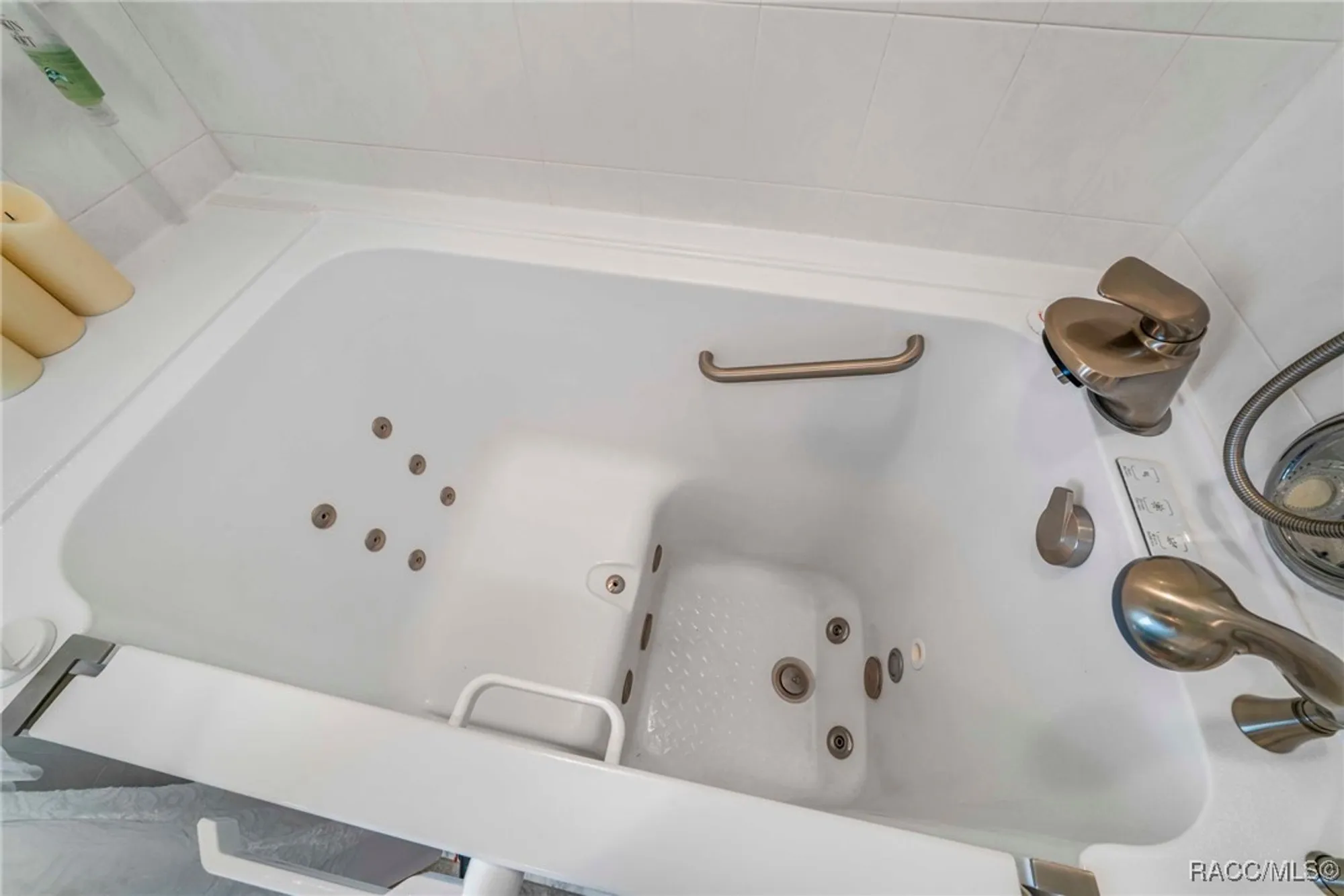 Property Slideshow image 25 of 50 | 6354 w cannondale dr, Crystal River, FL, 34429