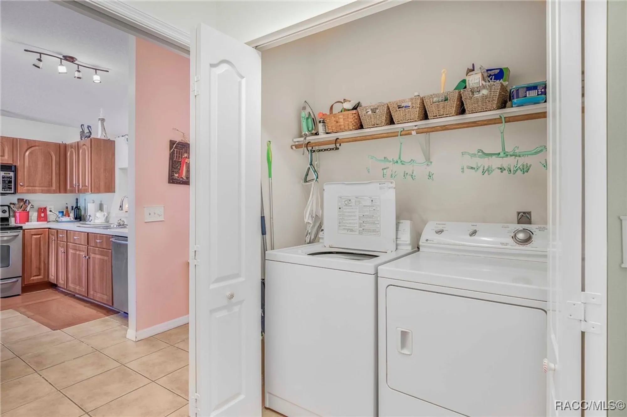 Property Slideshow image 35 of 50 | 6354 w cannondale dr, Crystal River, FL, 34429