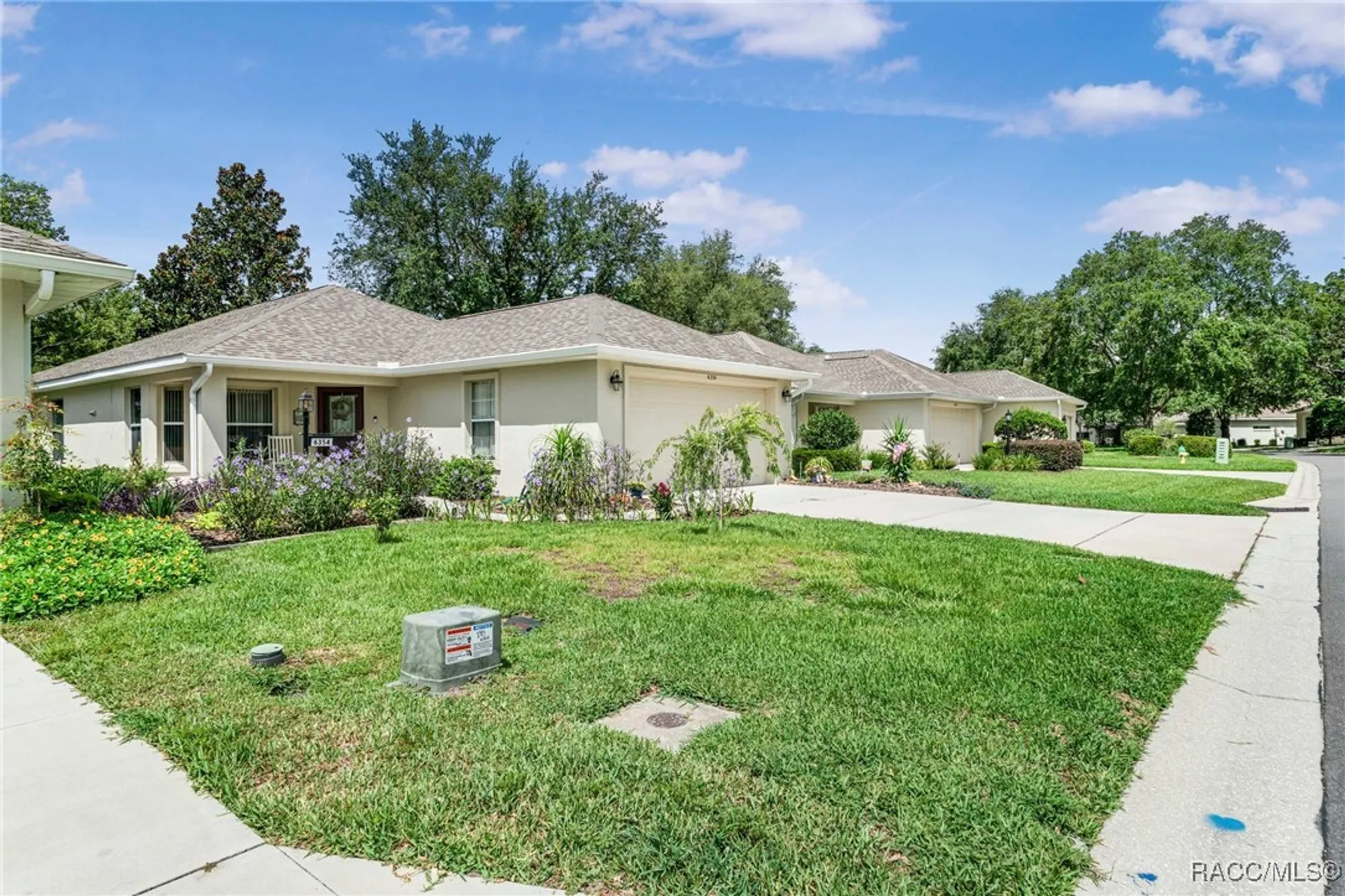 Property Slideshow image 4 of 50 | 6354 w cannondale dr, Crystal River, FL, 34429