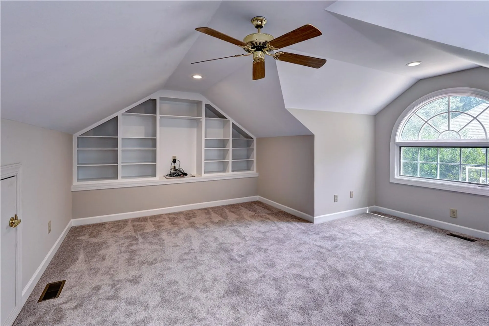 Property Slideshow image 39 of 49 | 3104 nathaniels grn, Williamsburg, VA, 23185