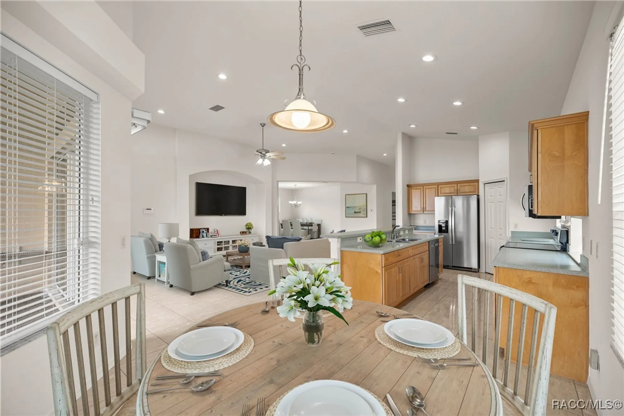 Property Slideshow image 14 of 88 | 1328 w diamond shore loop, Hernando, FL, 34442