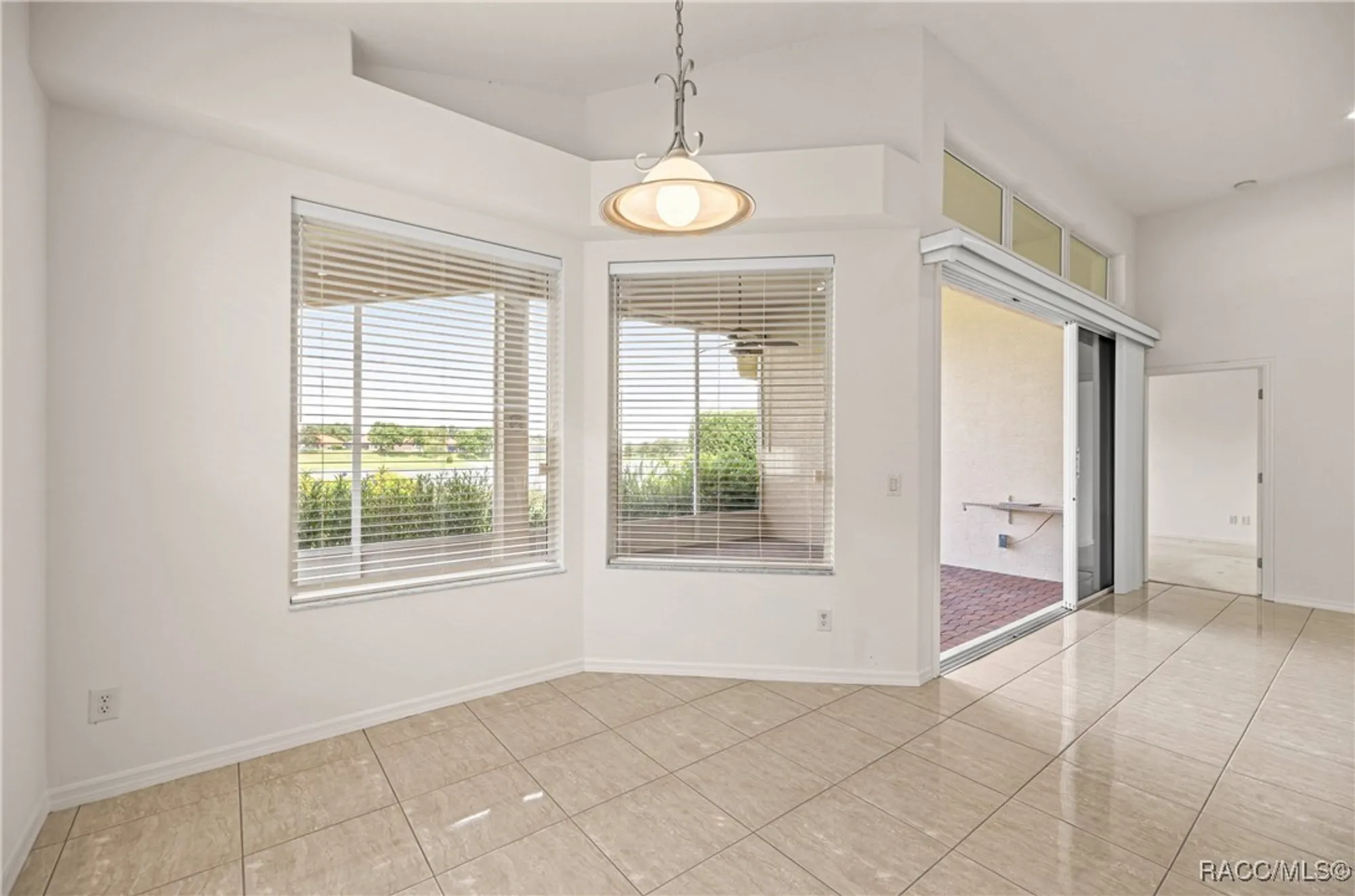 Property Slideshow image 15 of 88 | 1328 w diamond shore loop, Hernando, FL, 34442