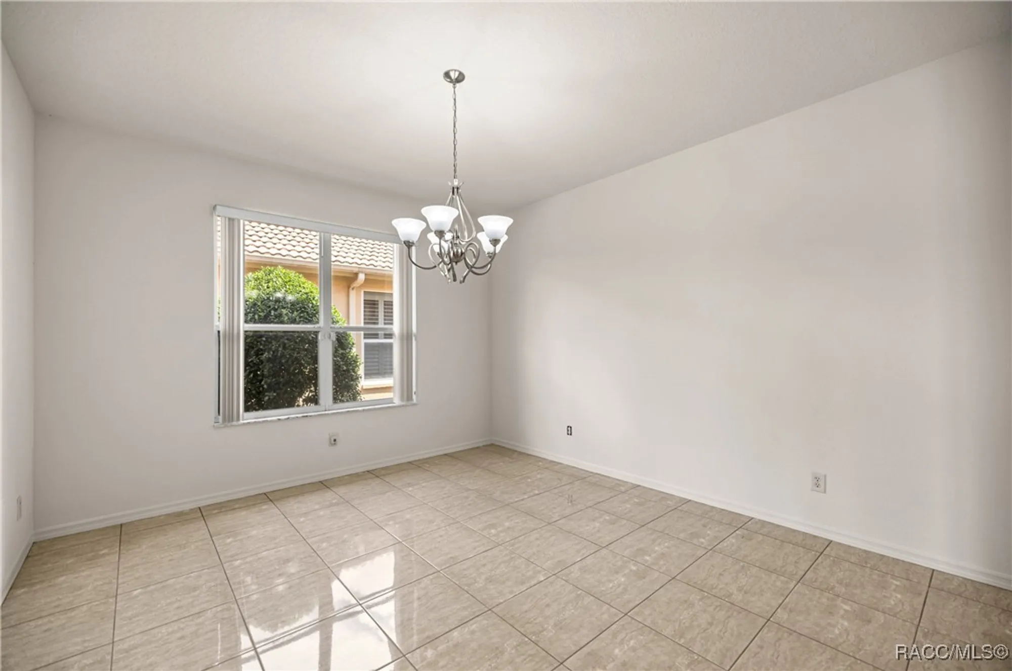 Property Slideshow image 27 of 88 | 1328 w diamond shore loop, Hernando, FL, 34442