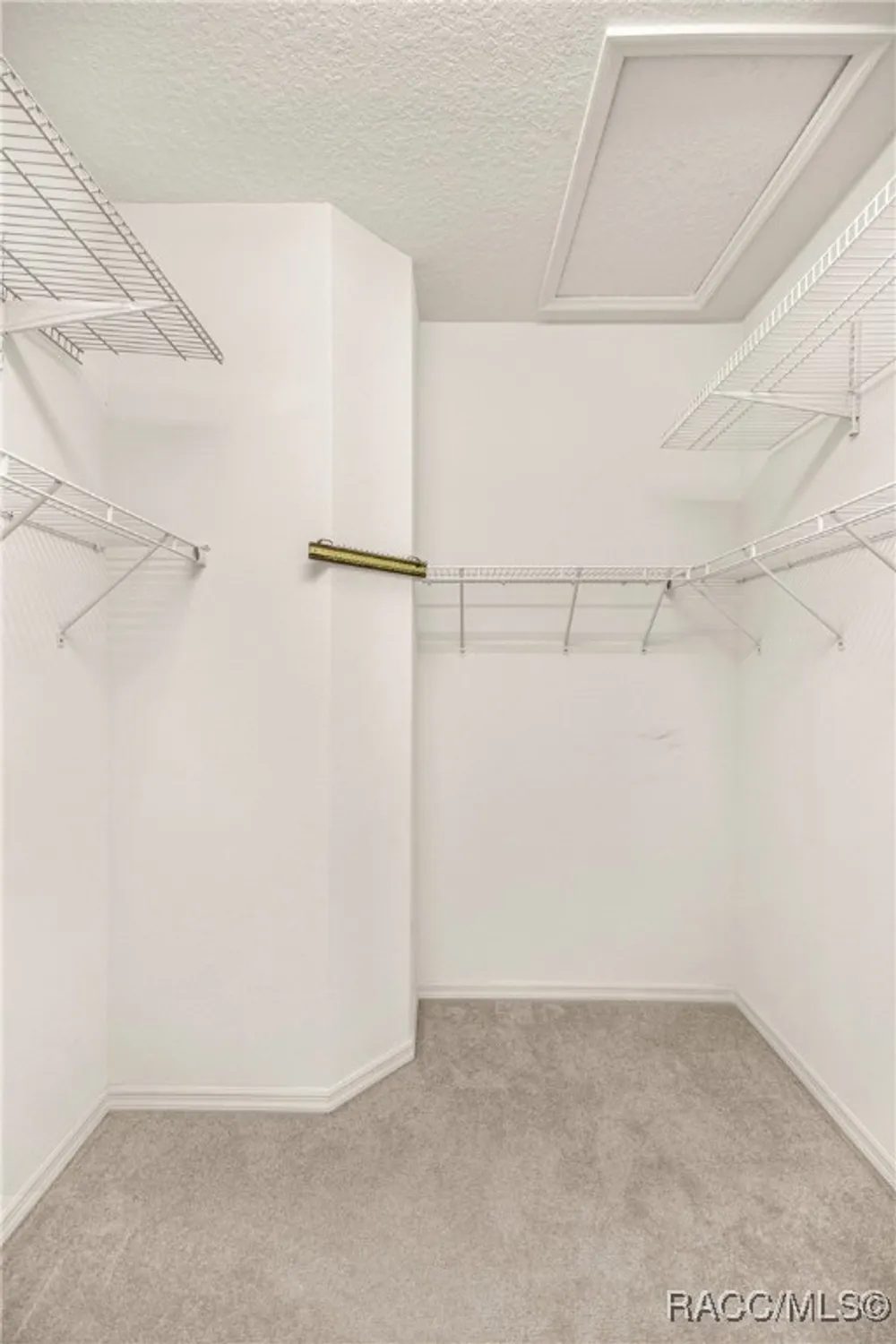 Property Slideshow image 36 of 88 | 1328 w diamond shore loop, Hernando, FL, 34442