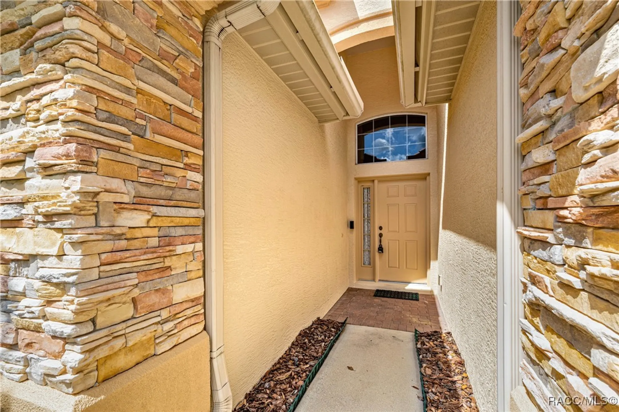 Property Slideshow image 7 of 88 | 1328 w diamond shore loop, Hernando, FL, 34442