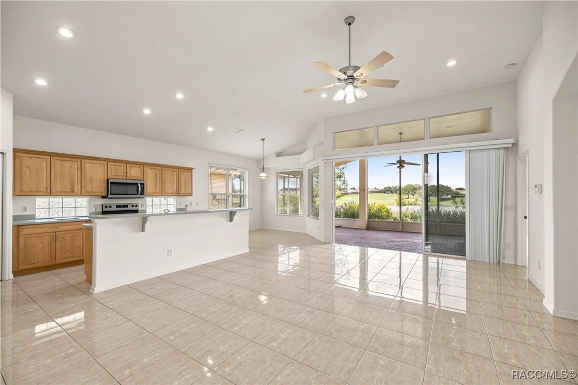 Property Slideshow image 9 of 88 | 1328 w diamond shore loop, Hernando, FL, 34442