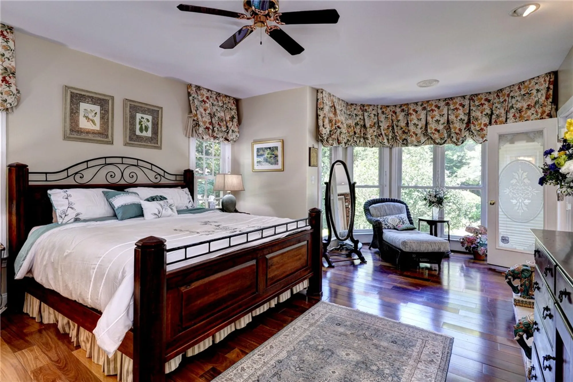 Property Slideshow image 23 of 50 | 2093 harpers mill, Williamsburg, VA, 23185