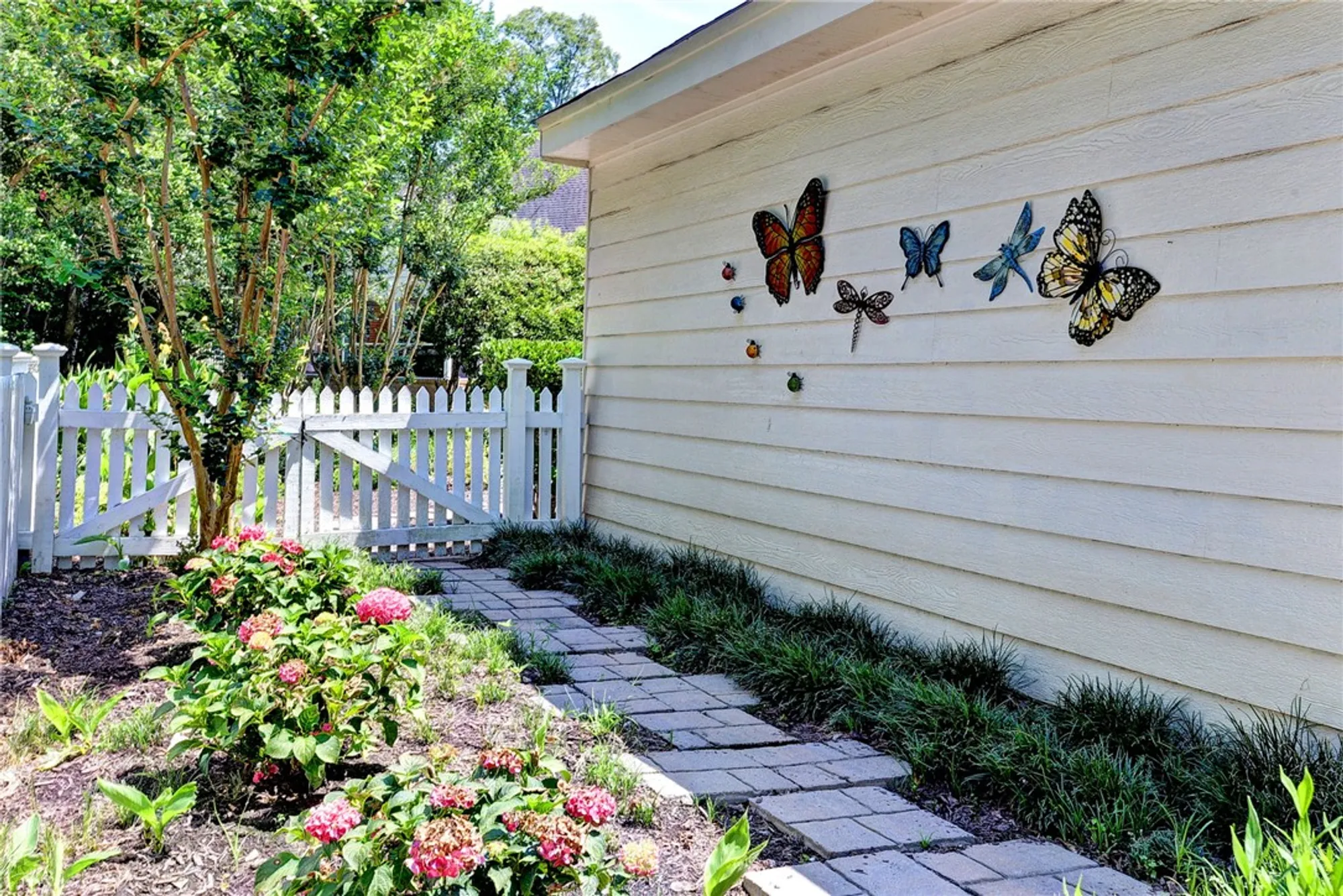 Property Slideshow image 46 of 50 | 2093 harpers mill, Williamsburg, VA, 23185