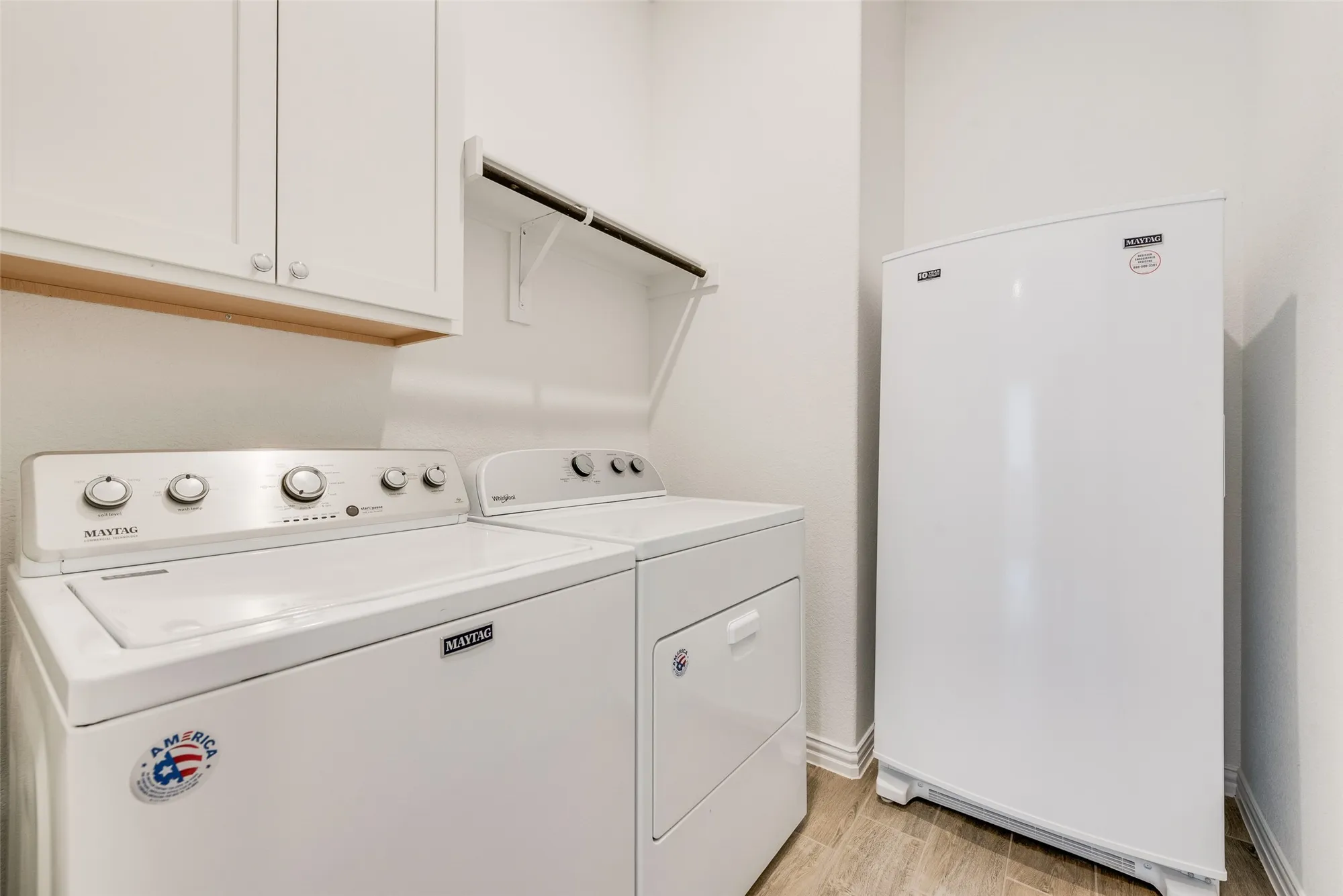 Property Slideshow image 22 of 32 | 4755 kings garden pkwy, Arlington, TX, 76005