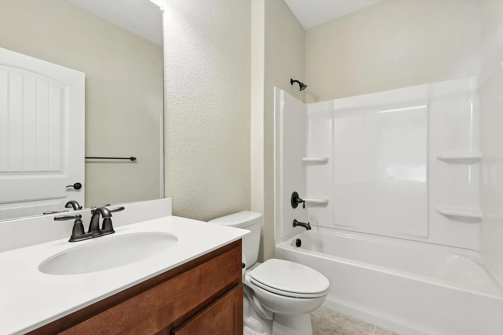 Property Slideshow image 19 of 40 | 6371 walnut hill ct, Frisco, TX, 75036