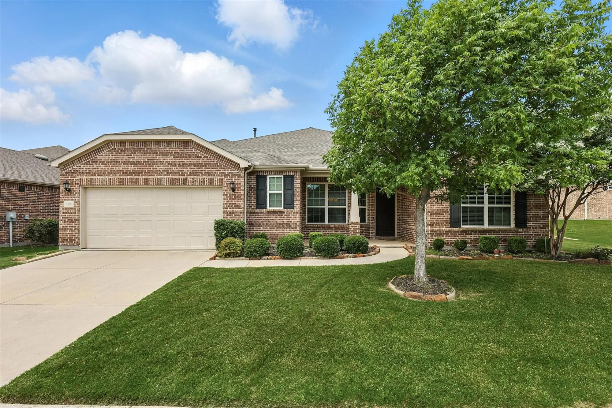 Property Slideshow image 1 of 40 | 6371 walnut hill ct, Frisco, TX, 75036