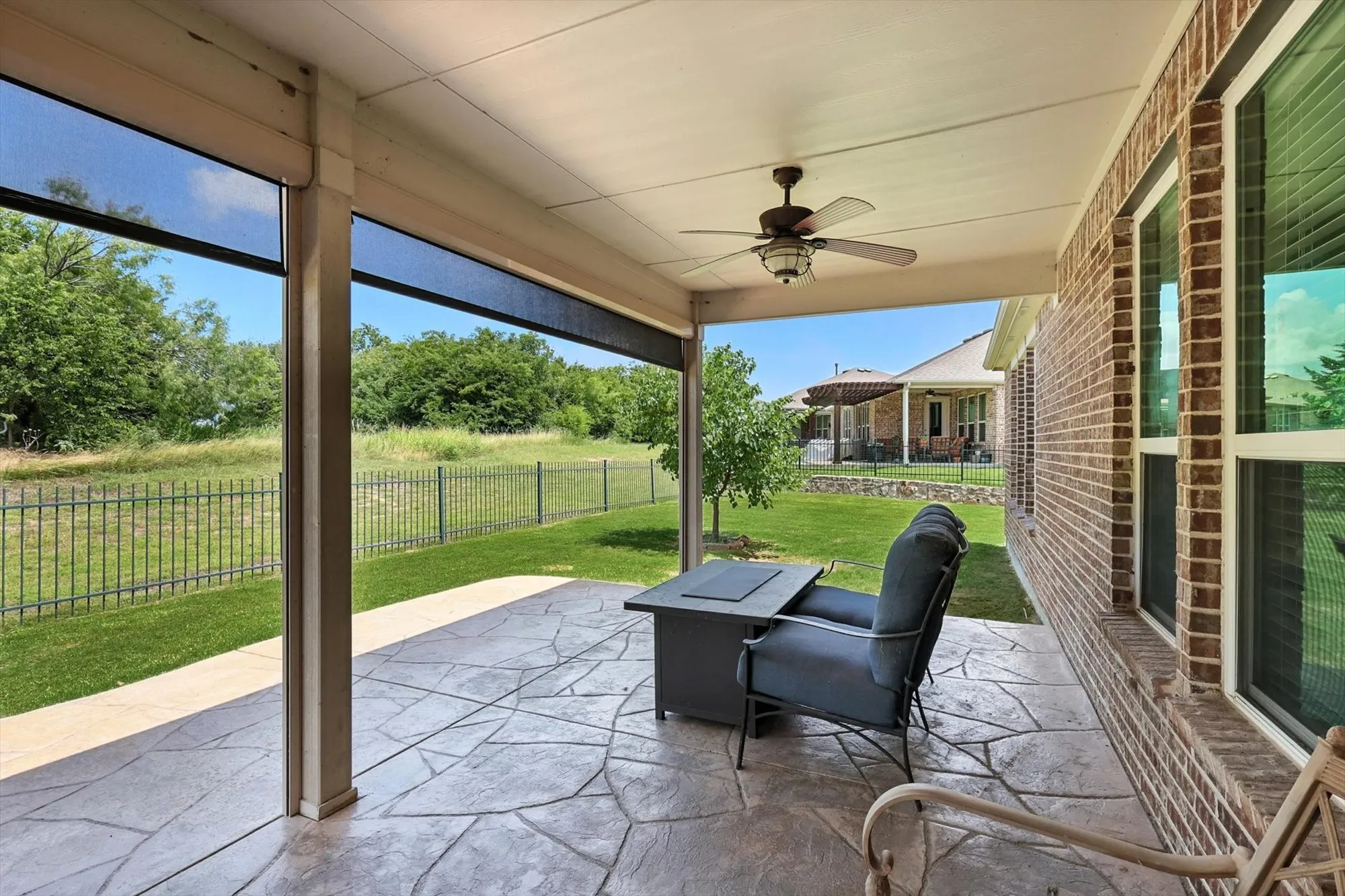 Property Slideshow image 25 of 40 | 6371 walnut hill ct, Frisco, TX, 75036