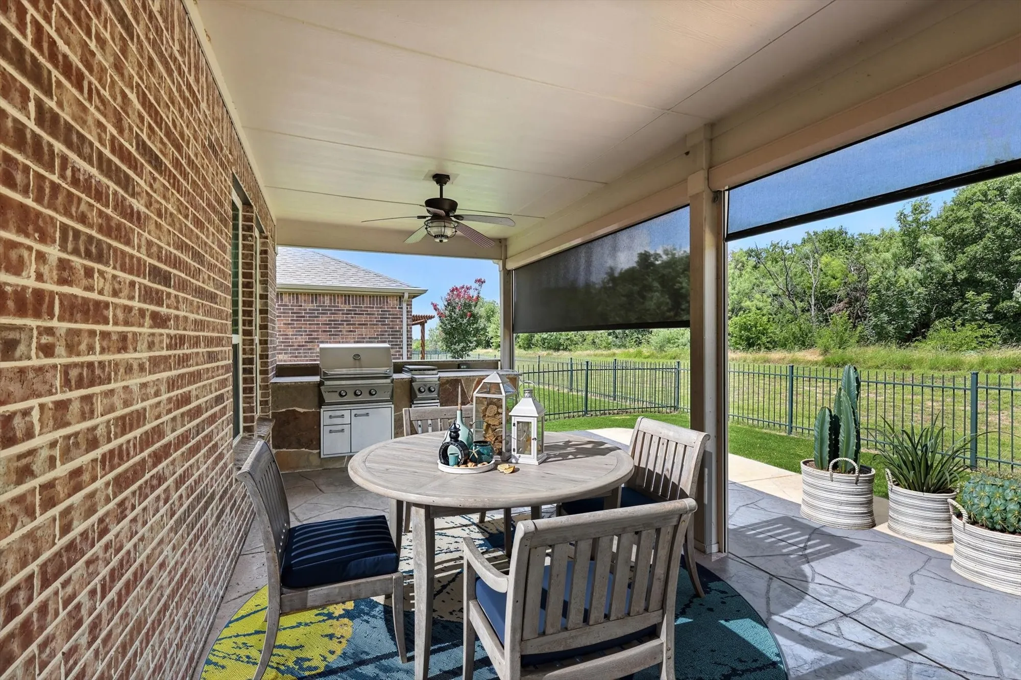 Property Slideshow image 21 of 40 | 6371 walnut hill ct, Frisco, TX, 75036