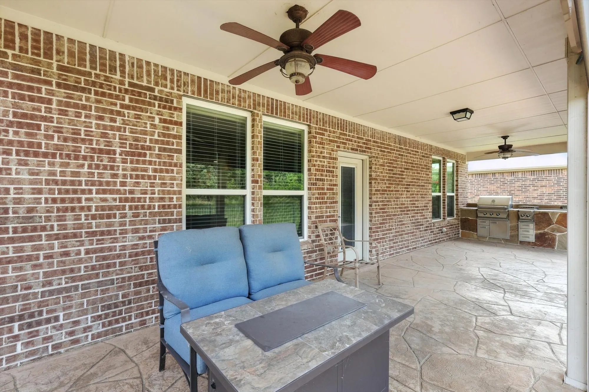 Property Slideshow image 22 of 40 | 6371 walnut hill ct, Frisco, TX, 75036