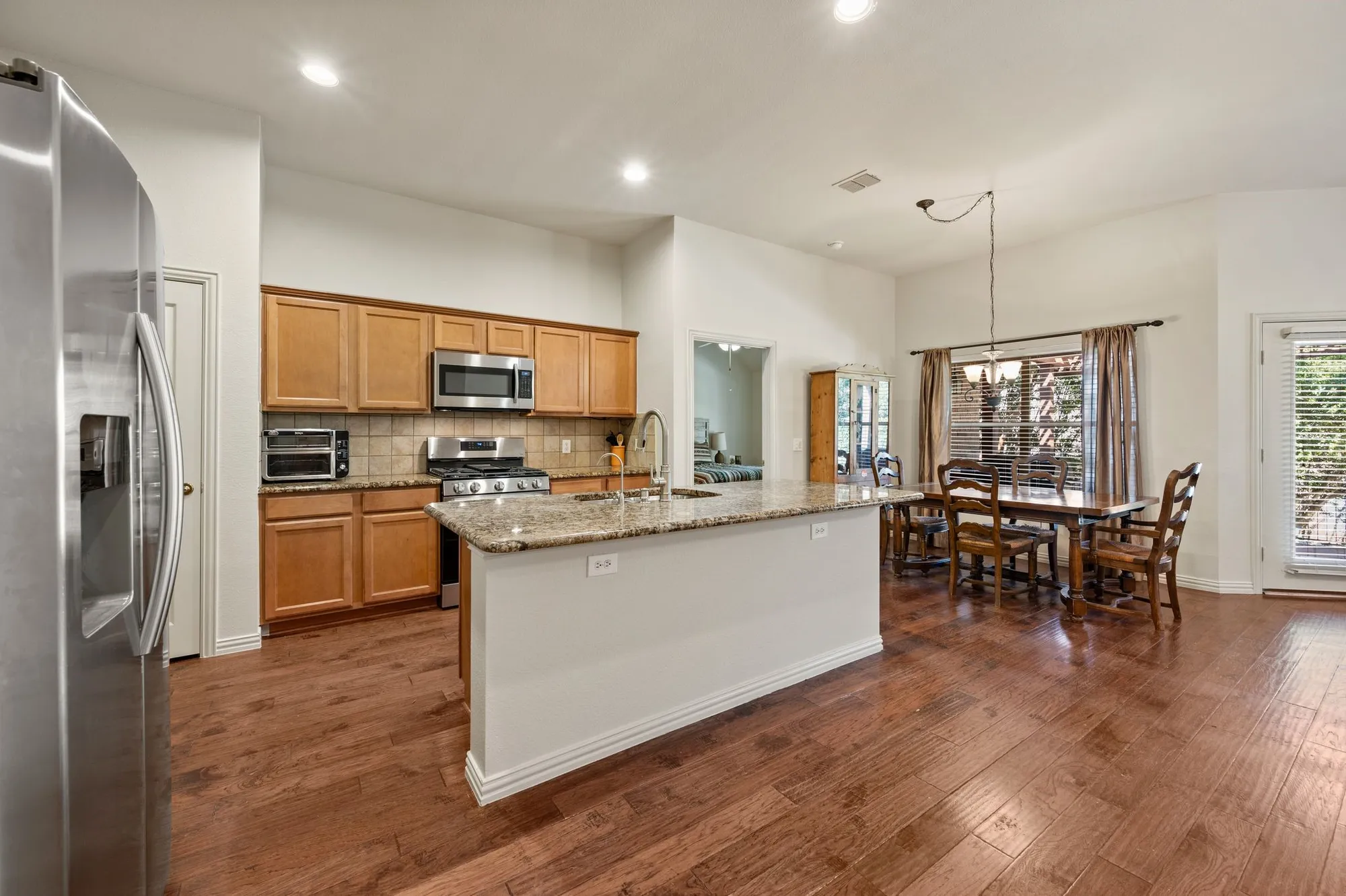 Property Slideshow image 4 of 15 | 1311 shinnecock ct, Fairview, TX, 75069