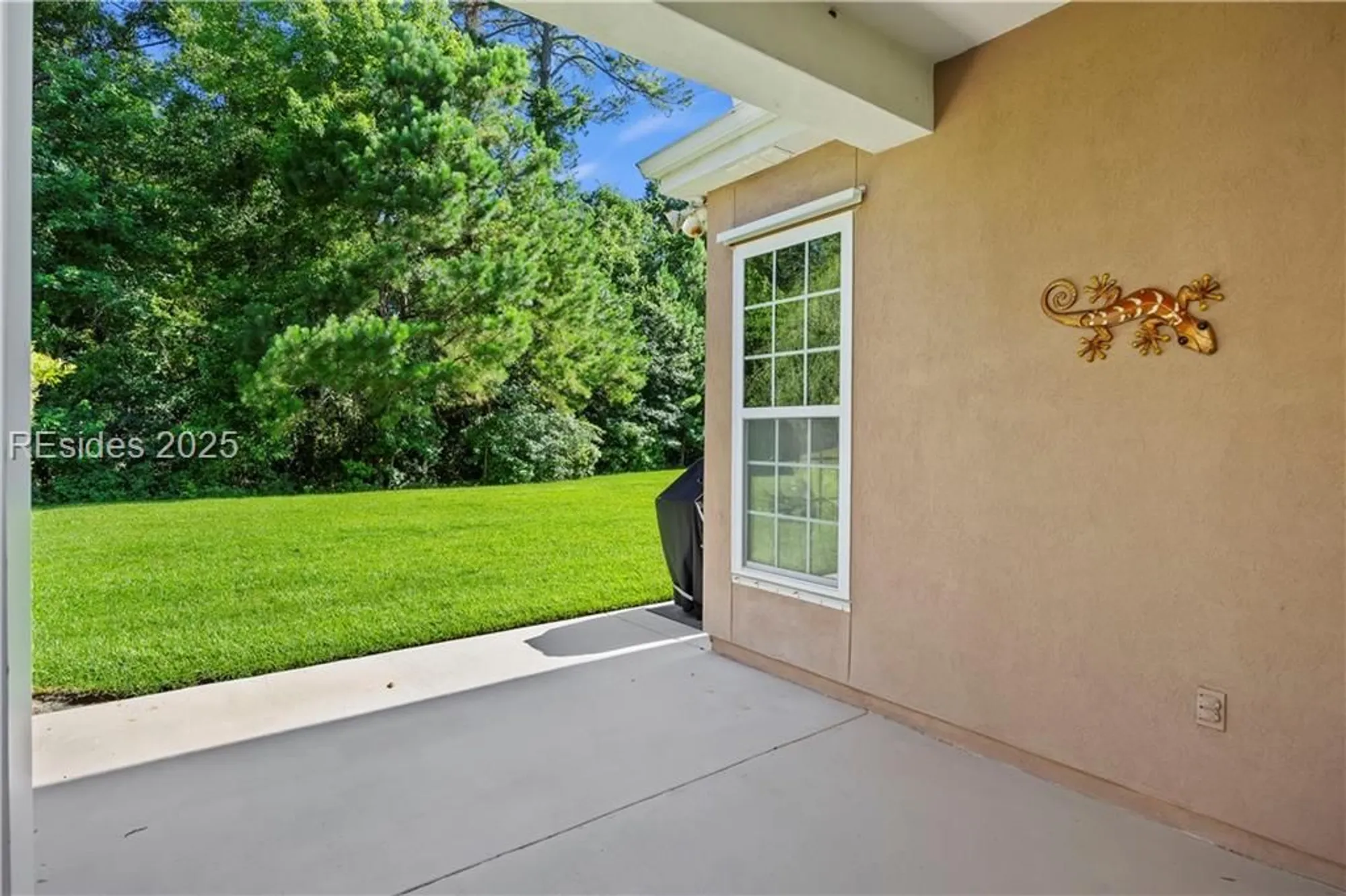 Property Slideshow image 19 of 50 | 10 camilla pink ct, Bluffton, SC, 29909