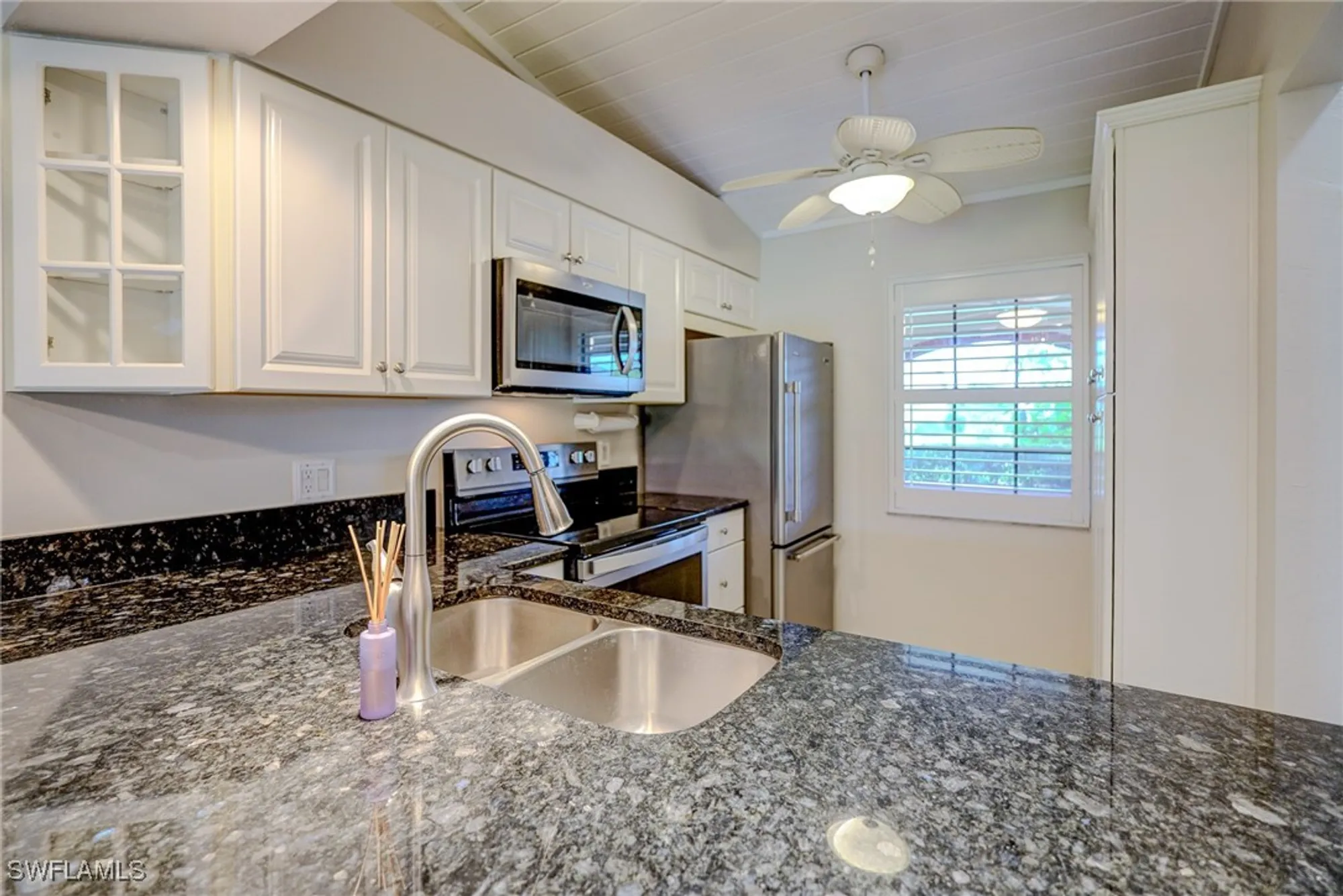 Property Slideshow image 34 of 45 | 16860 ginger ln 3047, Fort Myers, FL, 33908