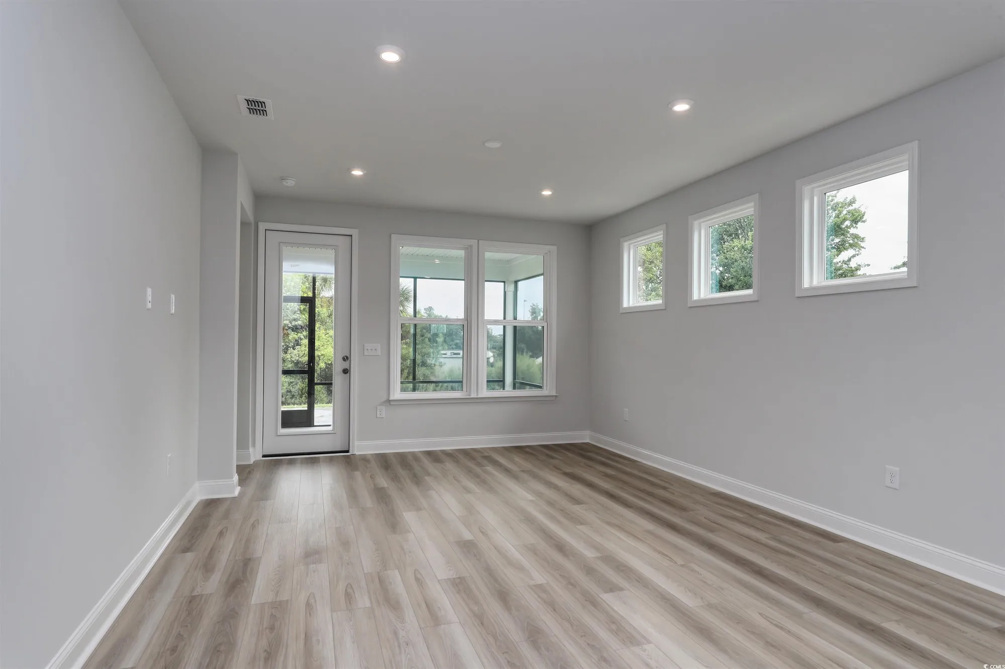 Property Slideshow image 14 of 40 | 1225 lady bird way, North Myrtle Beach, SC, 29582